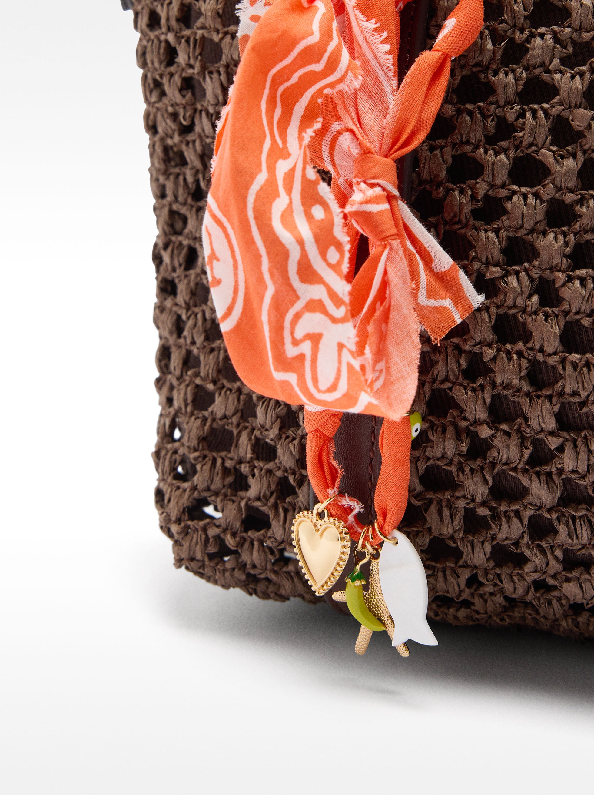 Bolso Tote Con Efecto Rafia Y Bolsa Extraíble