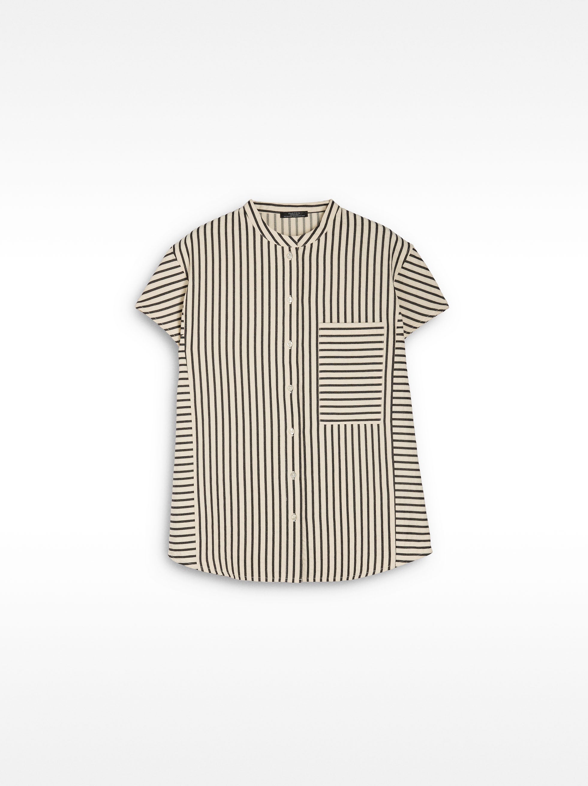 Camisa De Rayas De Manga Corta