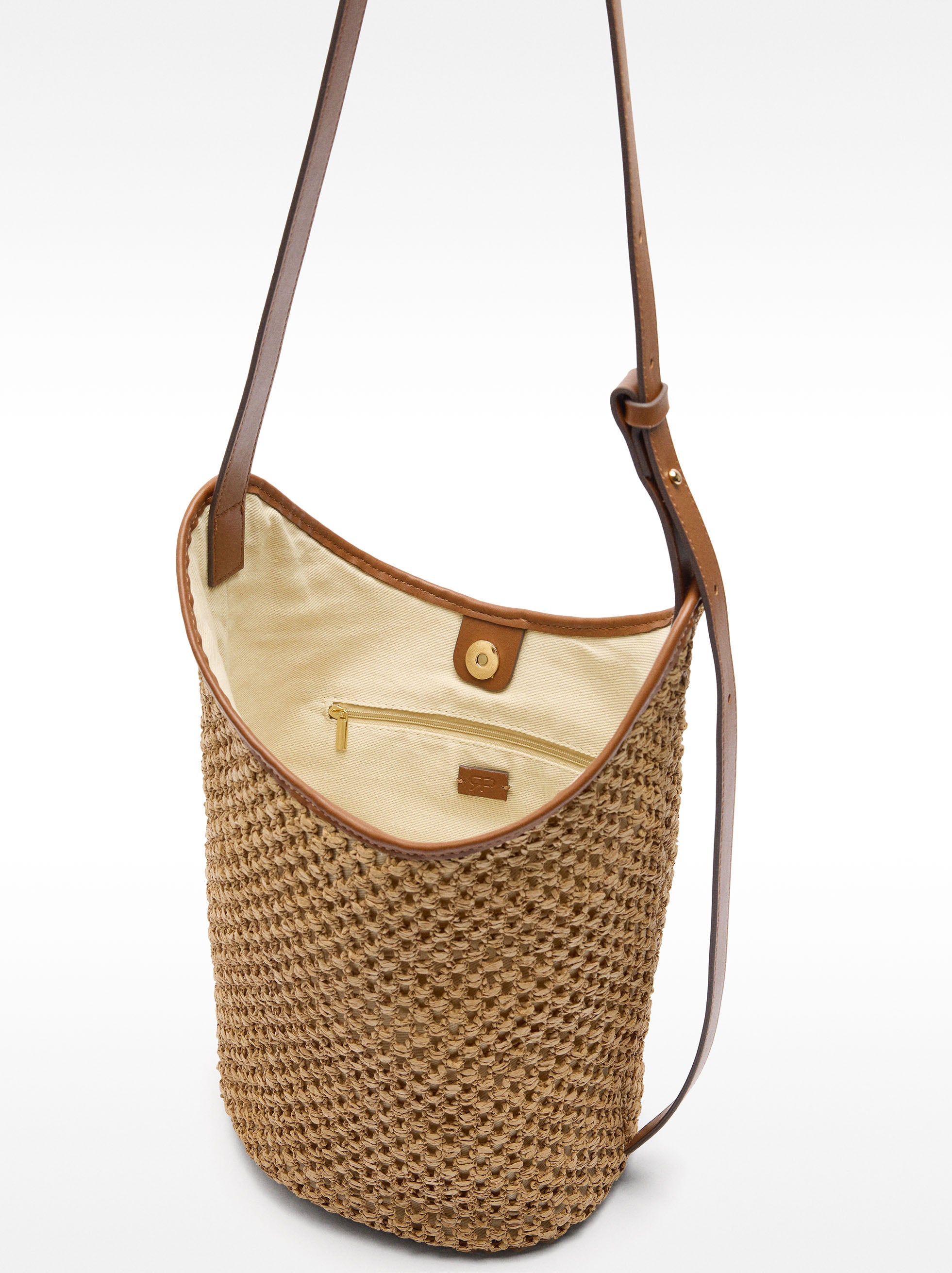 Bolso Bombonera Con Efecto Rafia Y Bolsa Extraíble M