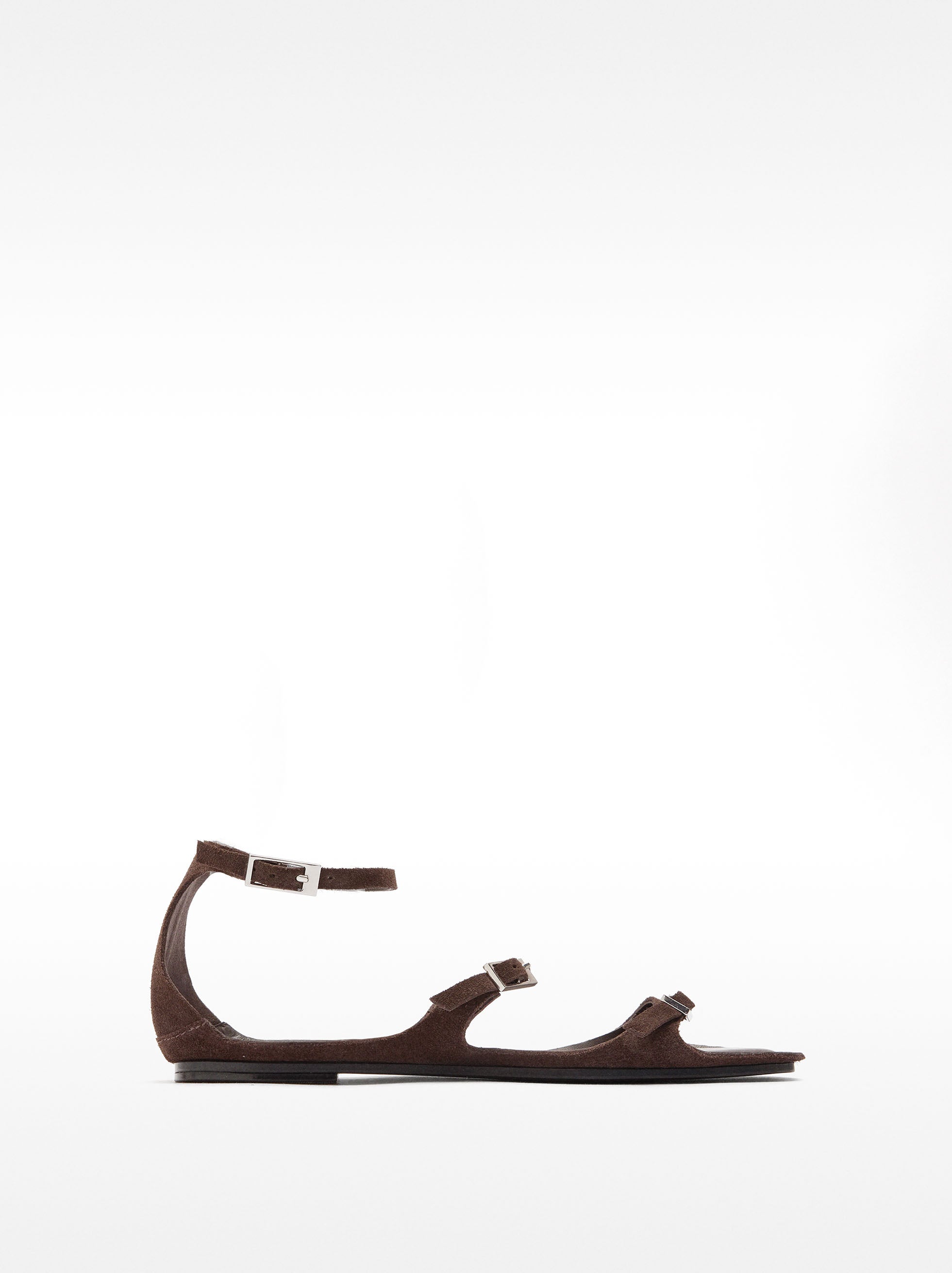 Sandalias De Piel Planas Con Hebillas