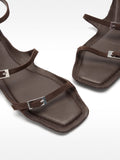 Sandalias De Piel Planas Con Hebillas