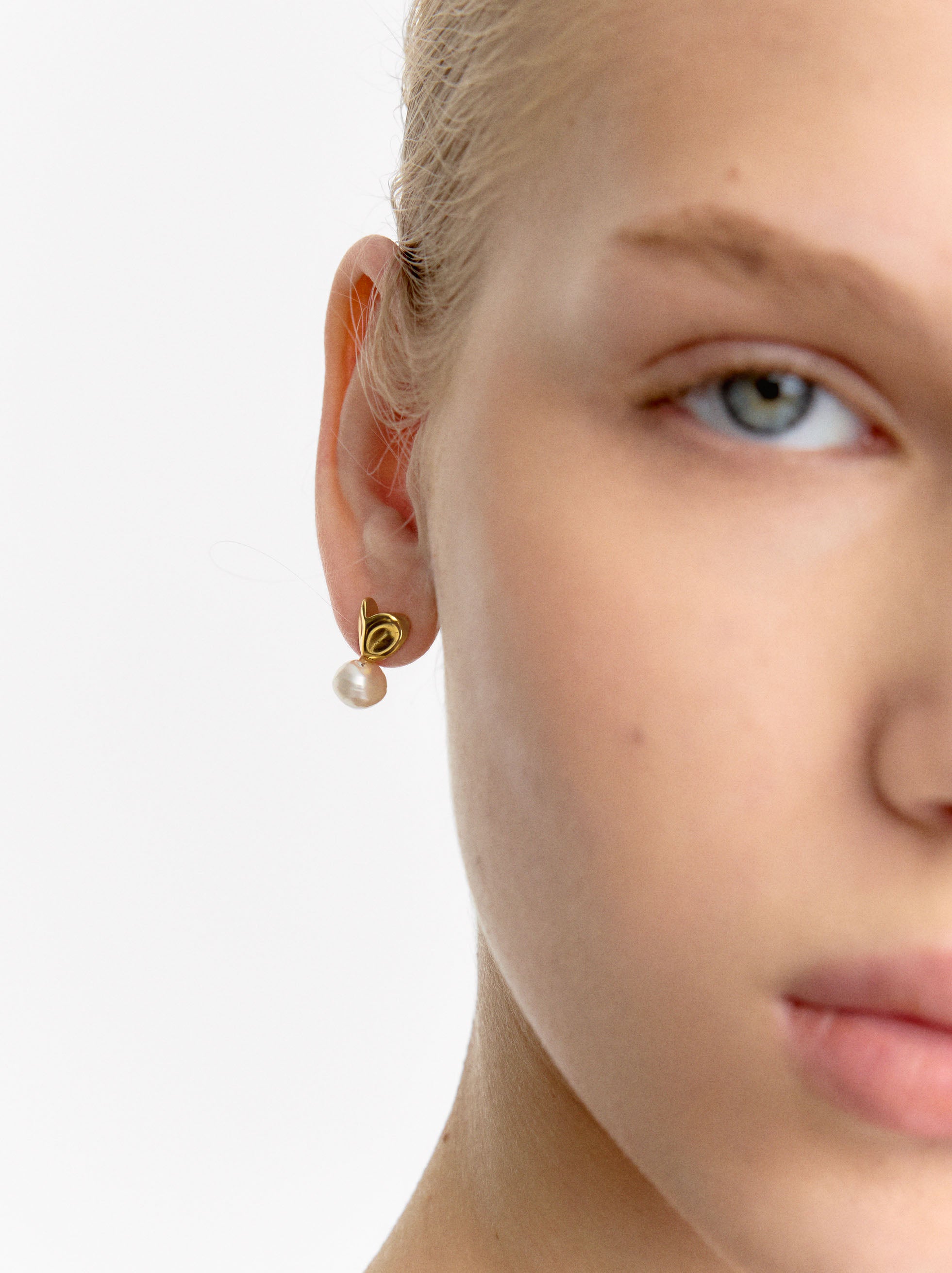 Aretes Corazón Con Perlas - Acero Inoxidable