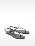 Sandalias Planas Con Tiras Y Detalle Metálico