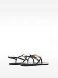 Sandalias Planas Con Tiras Y Detalle Metálico