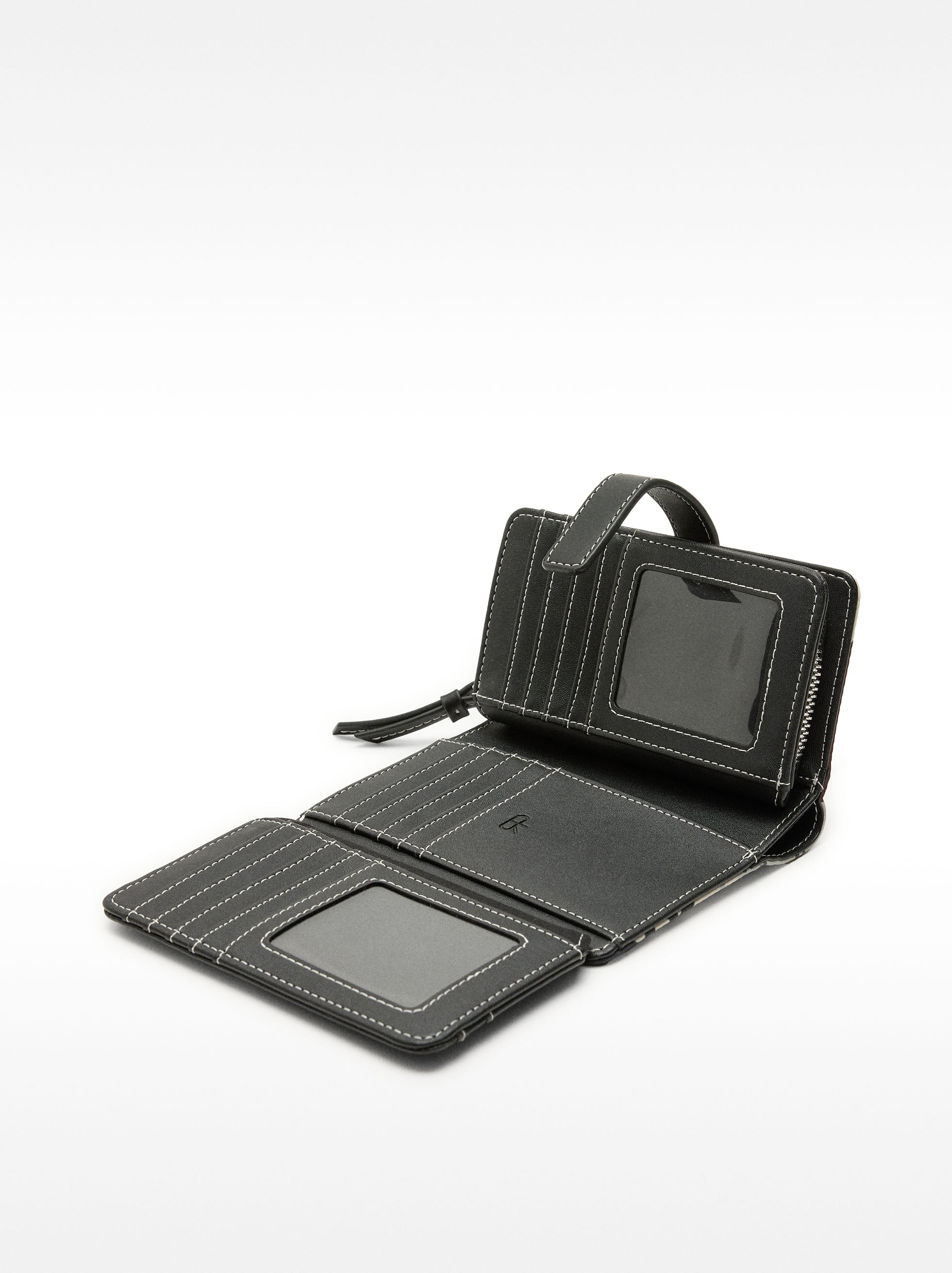 Cartera De Nylon Estampada