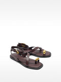 Sandalias De Piel Con Tiras Detalle Metálico