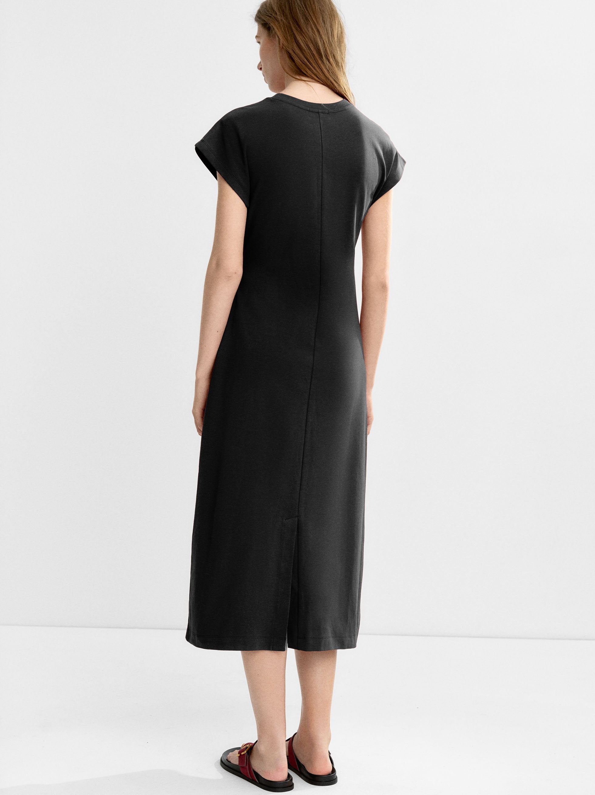 Vestido Drapeado Con Lazo