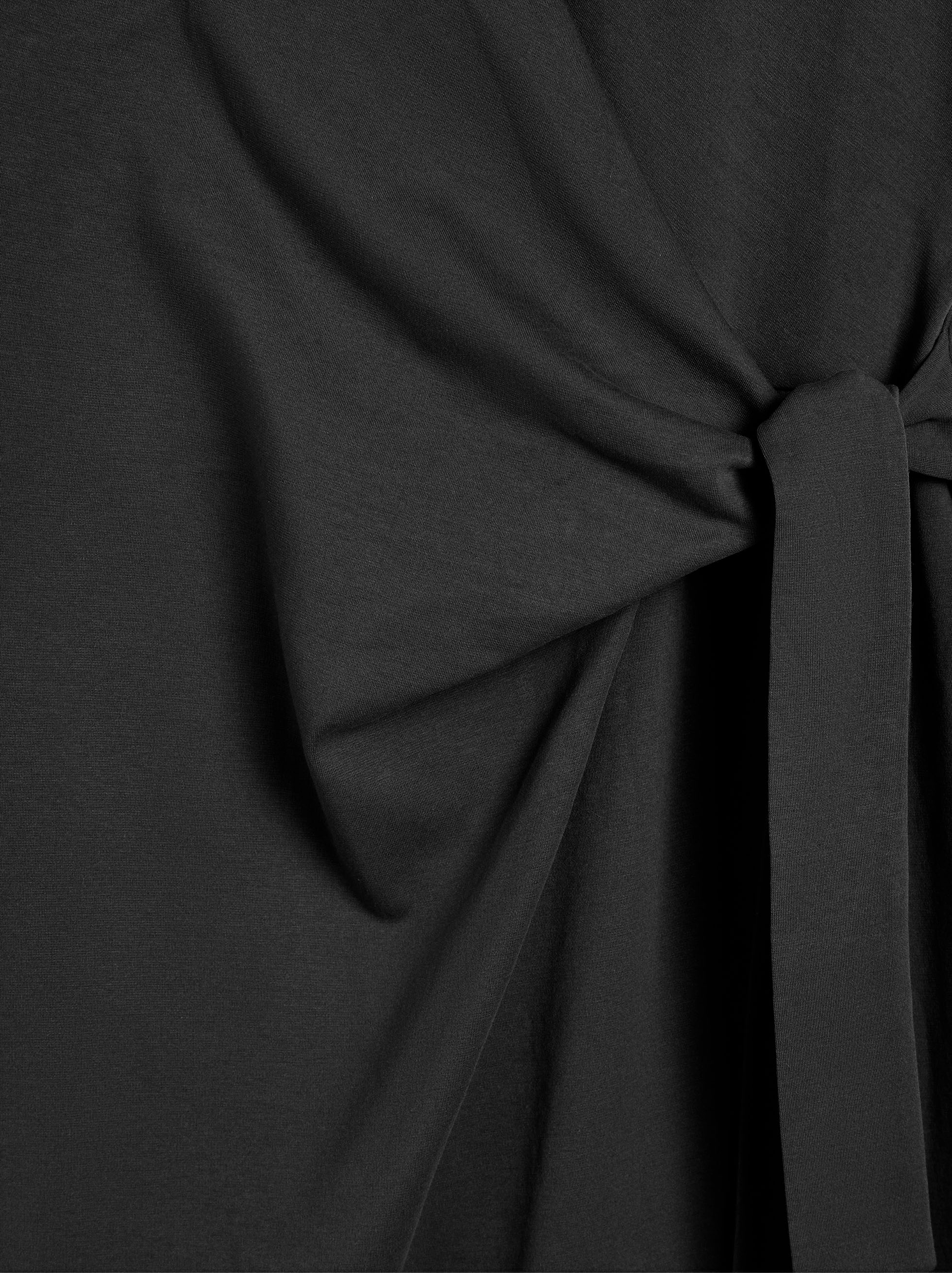 Vestido Drapeado Con Lazo