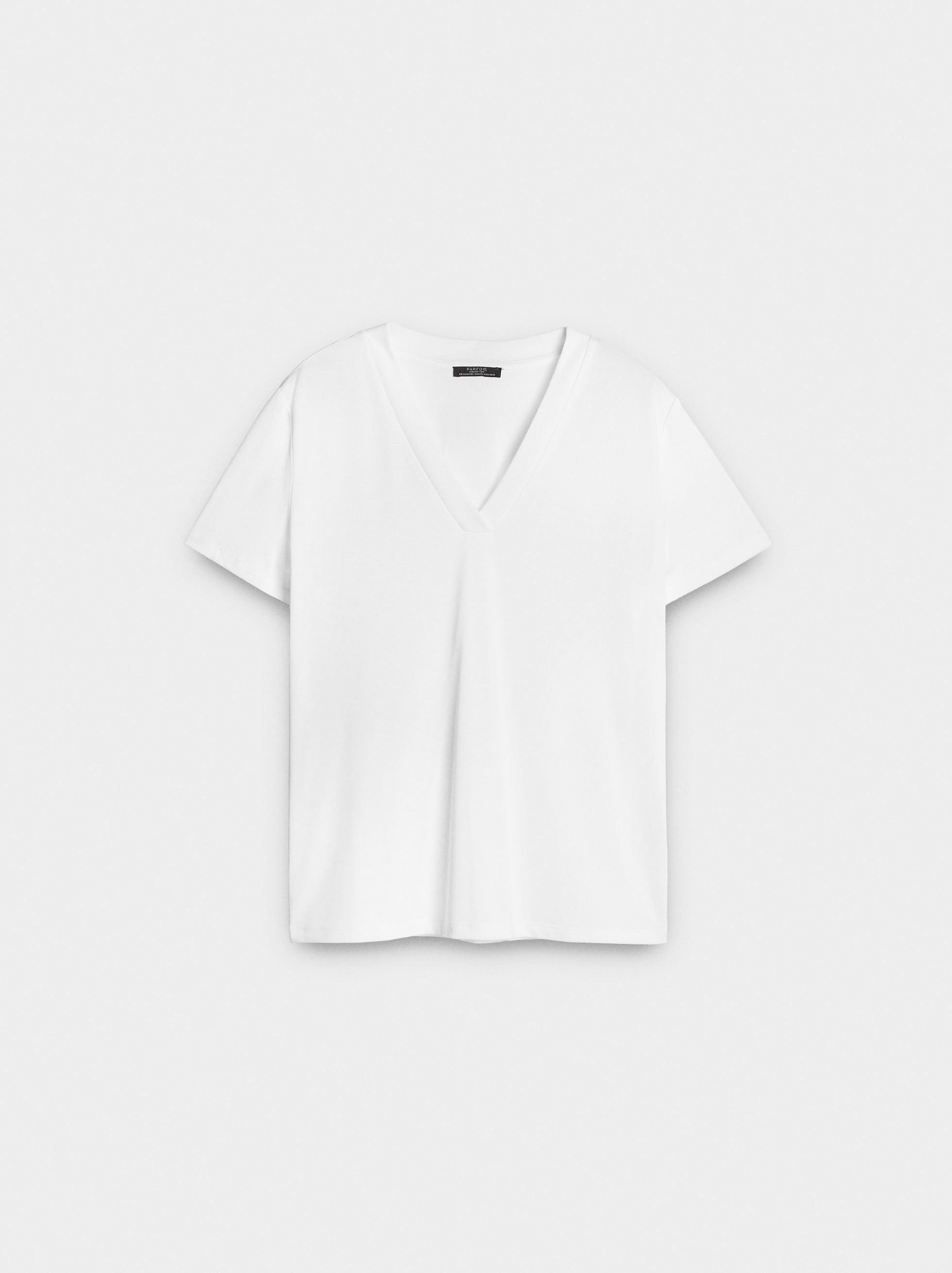 Camiseta Básica Cuello Pico