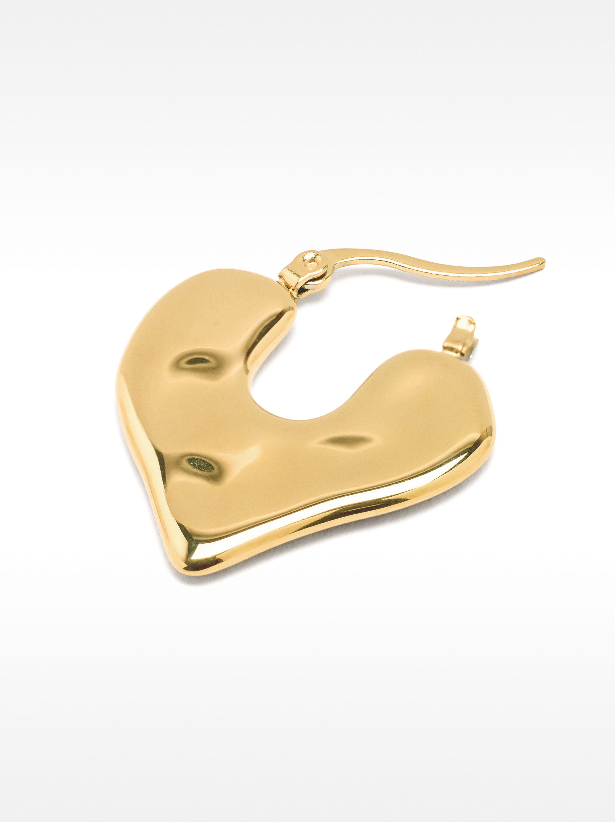 Aretes Individual Con Corazón En Relieve - Acero Inoxidable