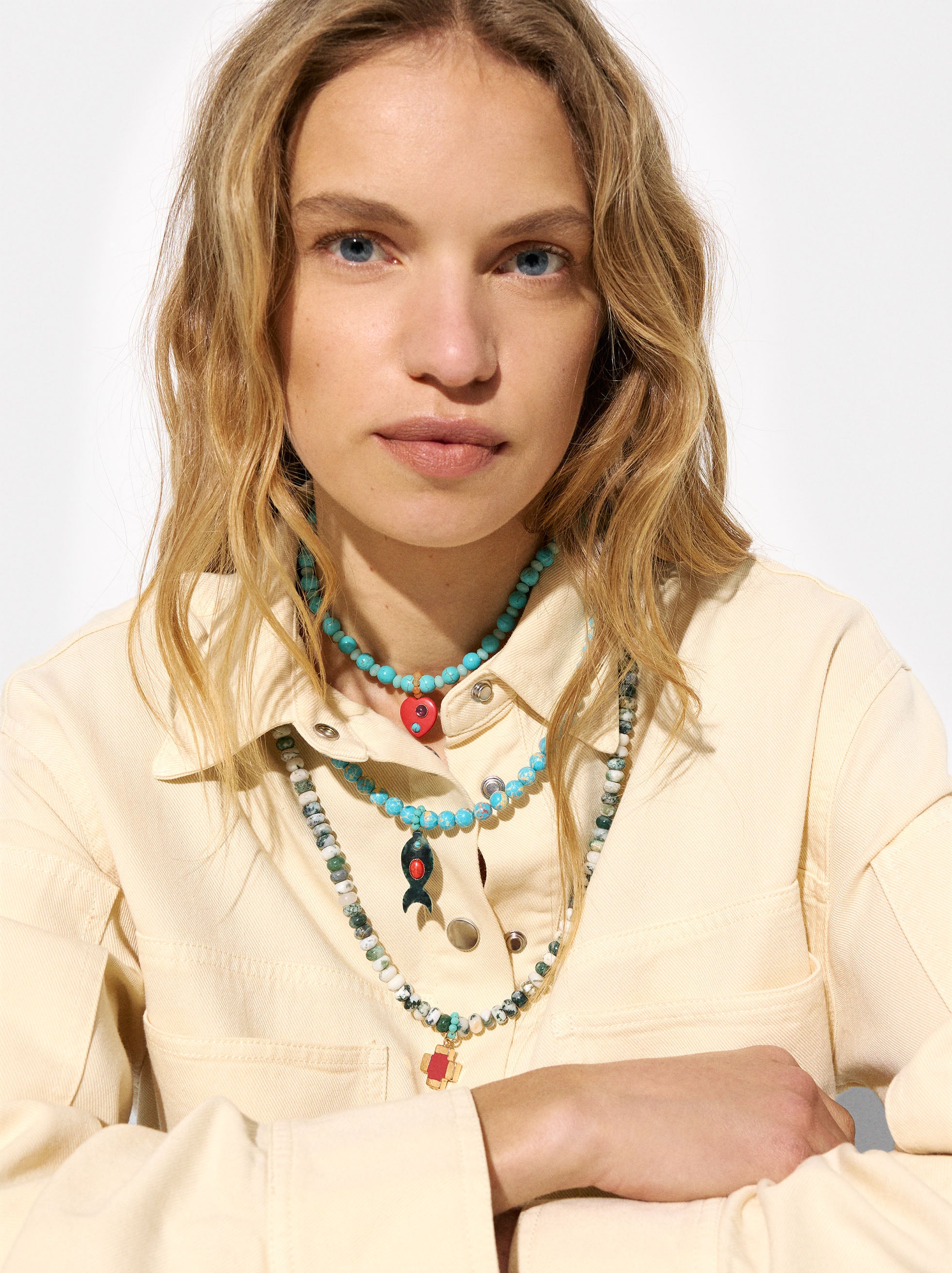 Collar Triple De Cuentas De Piedra