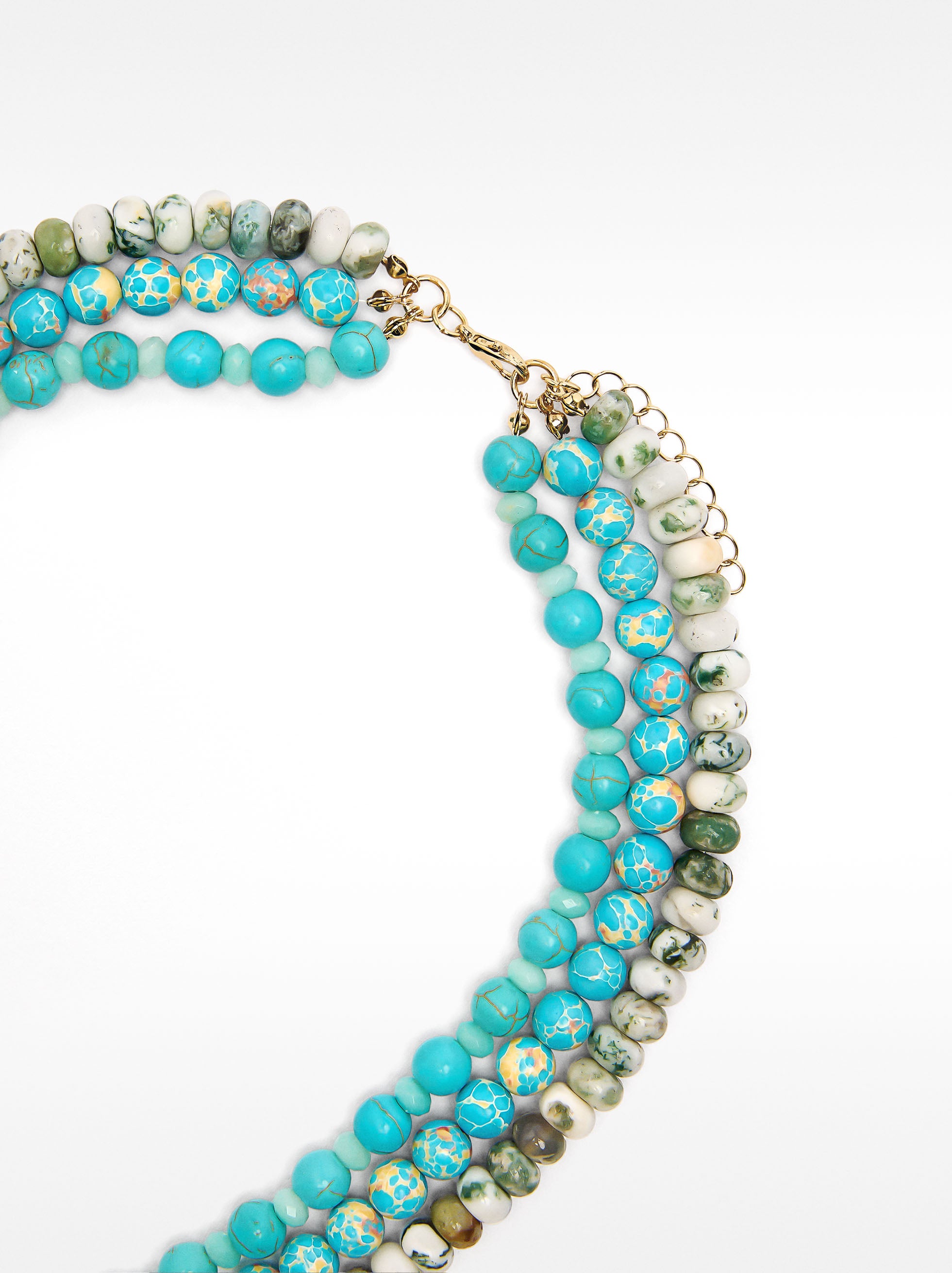 Collar Triple De Cuentas De Piedra