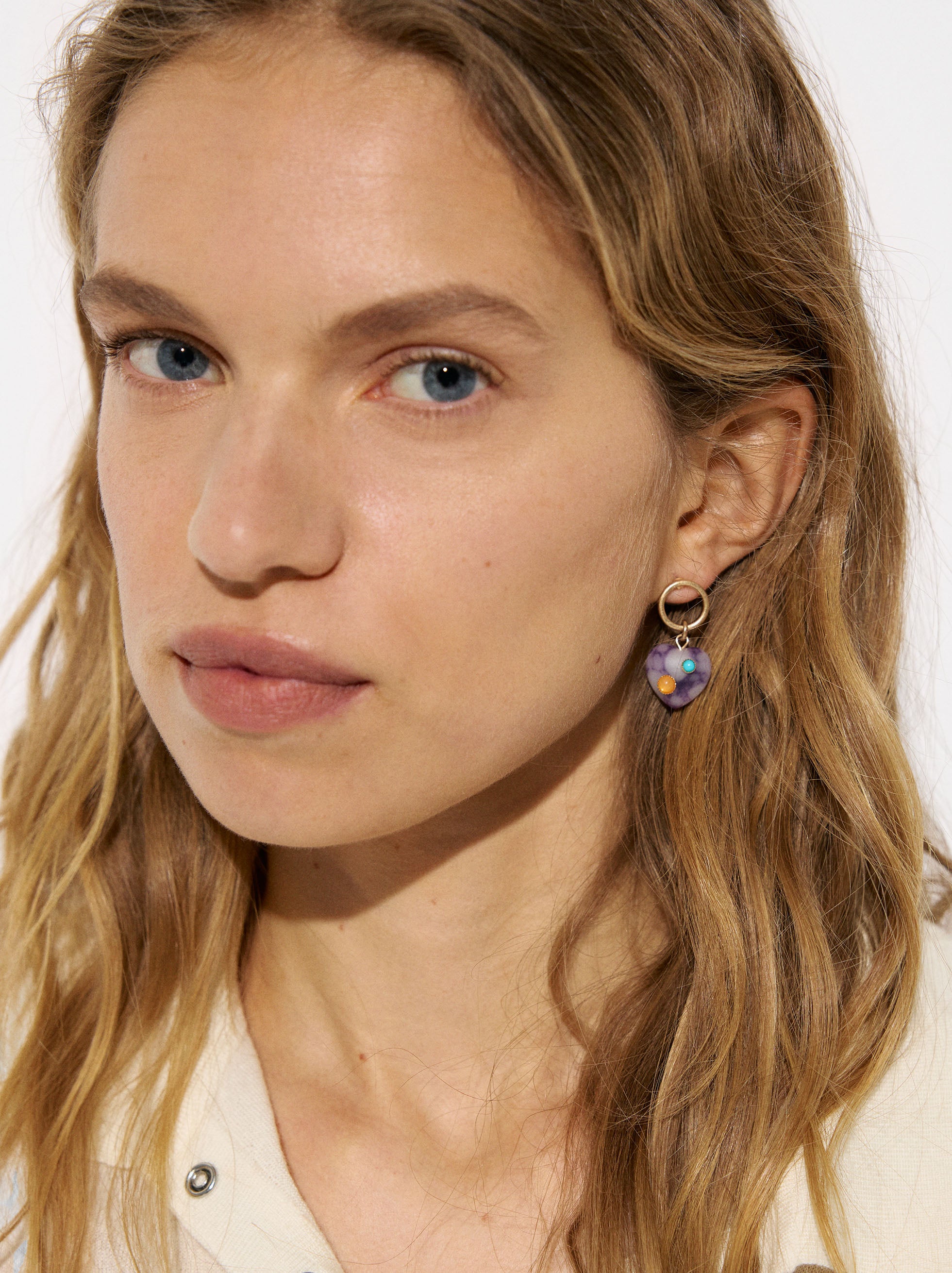 Aretes con Aro y Corazón De Piedra