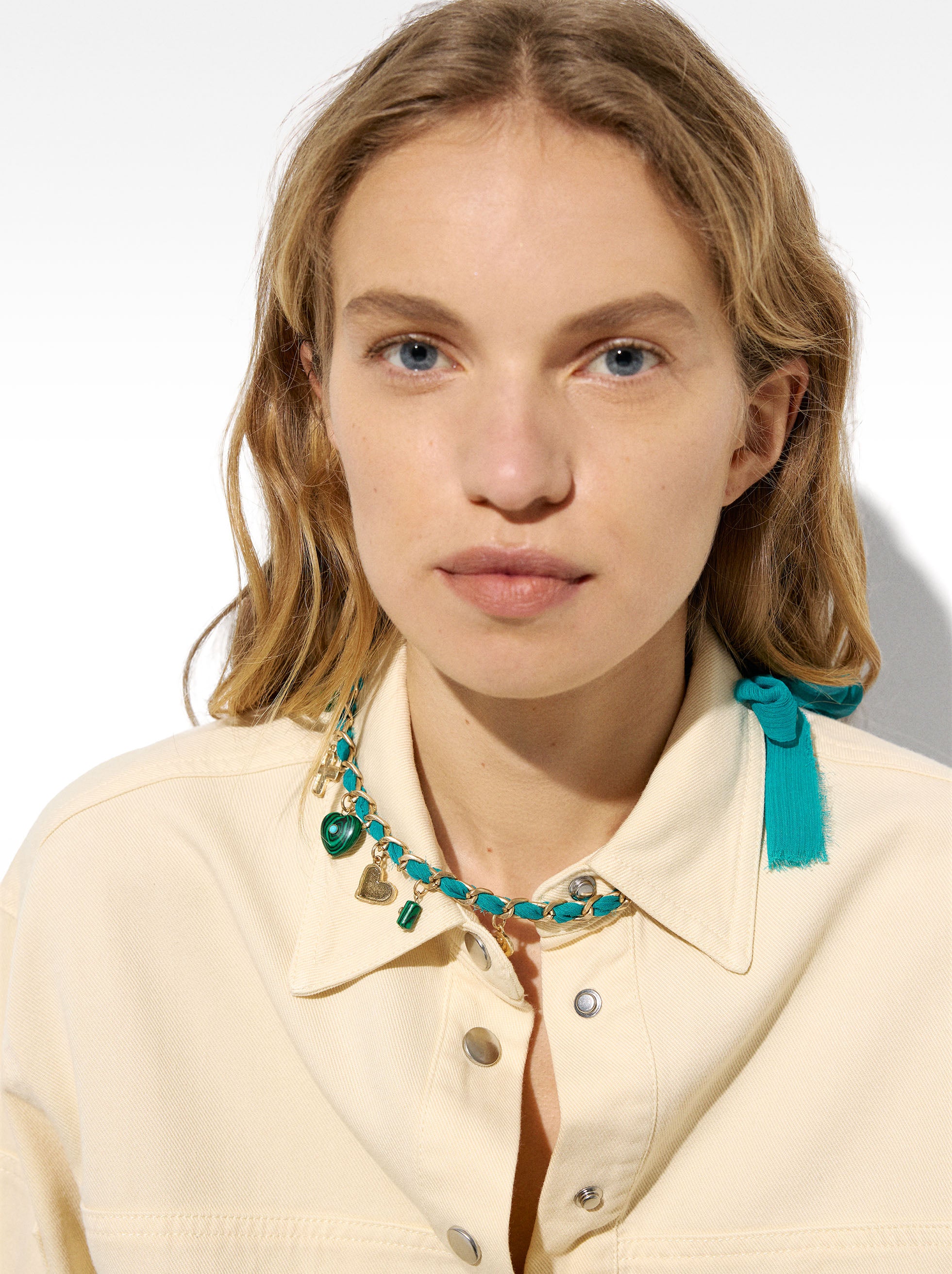 Collar De Eslabones Tela Y Piedras