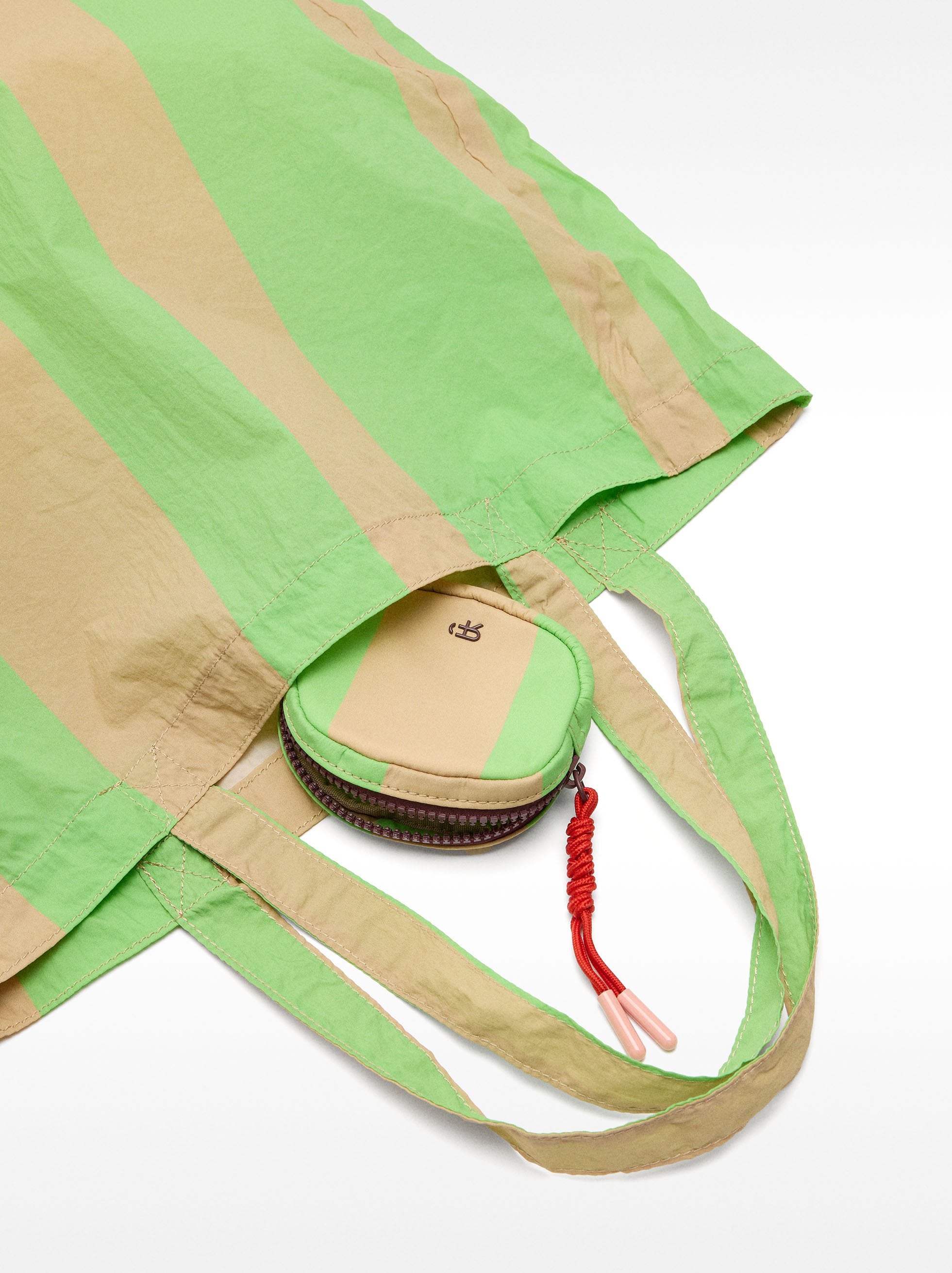 Bolsa De Nylon A Rayas Multiusos