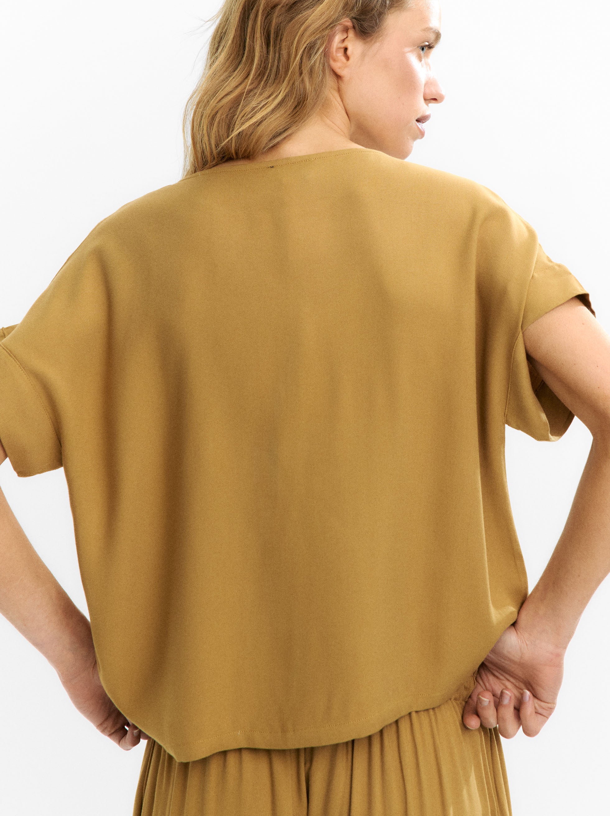 Blusa Fluida Lisa