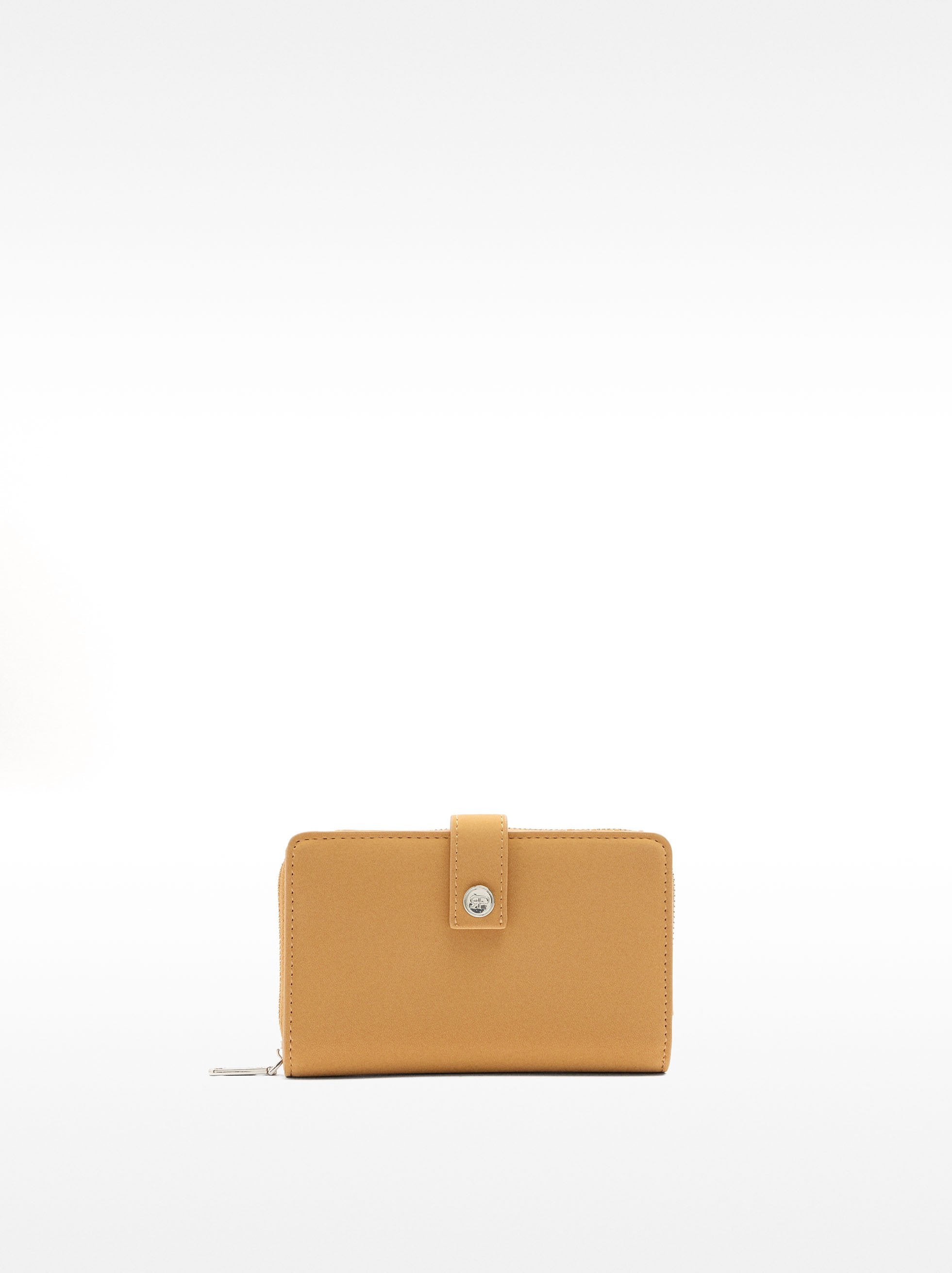 Cartera Con Textura Suave