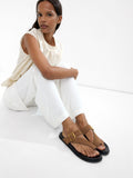 Sandalias De Piel Con Tiras Y Hebilla