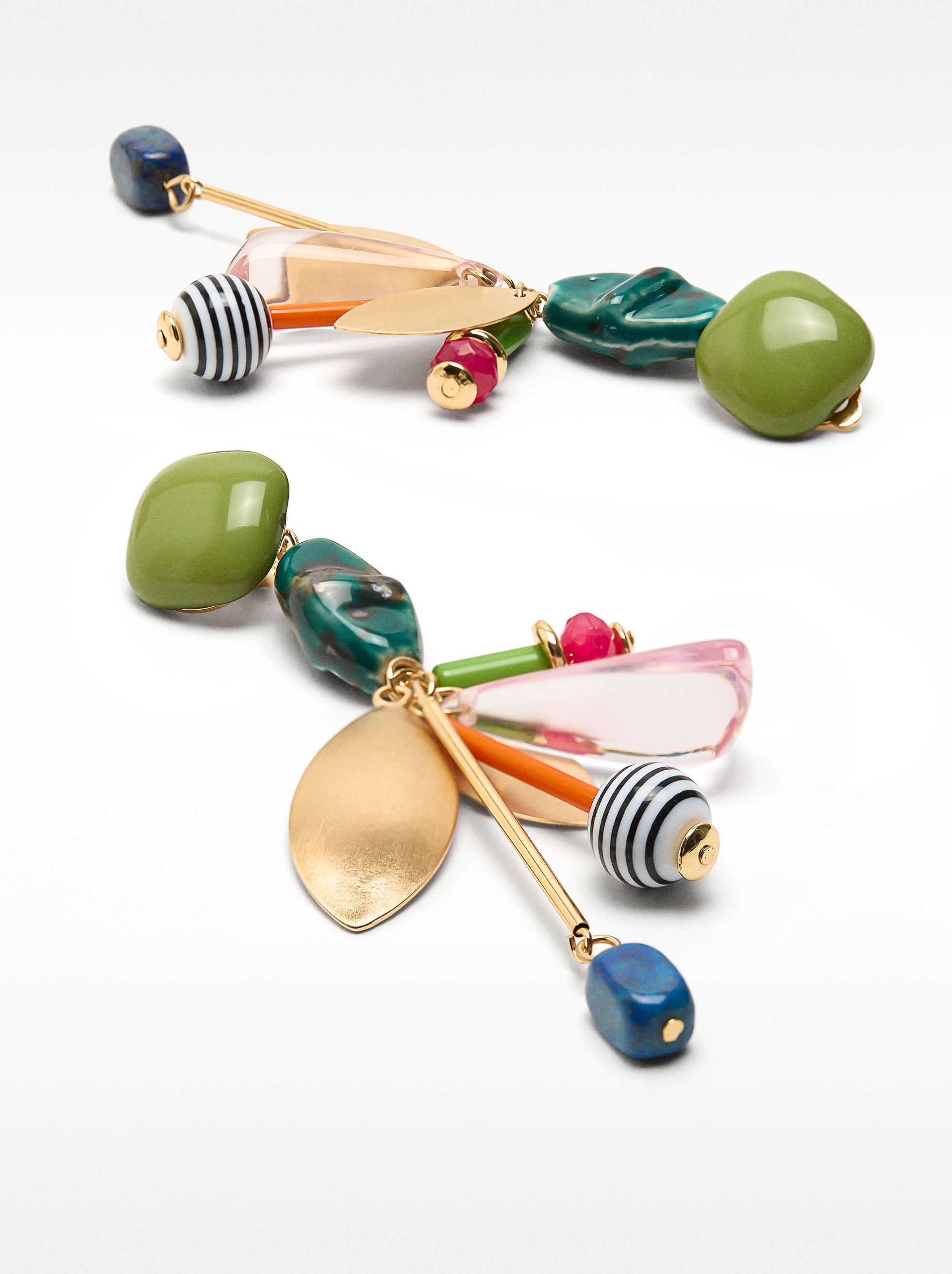 Aretes Largos Con Piedra Y Resina