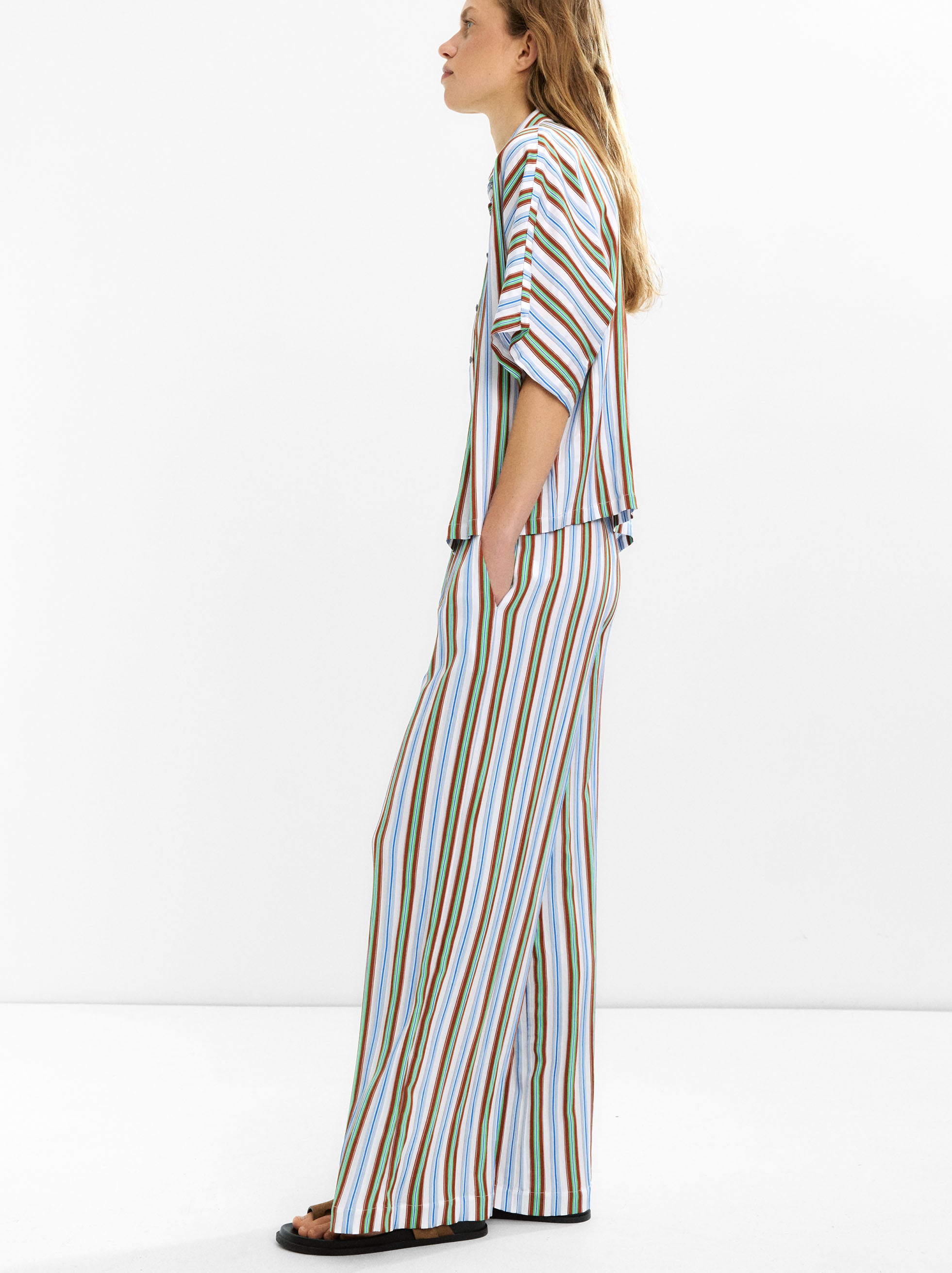 Pantalón Fluido De Rayas