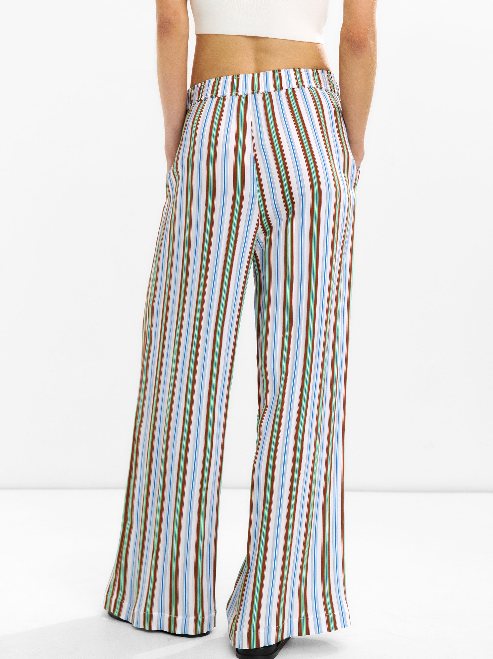 Pantalón Fluido De Rayas