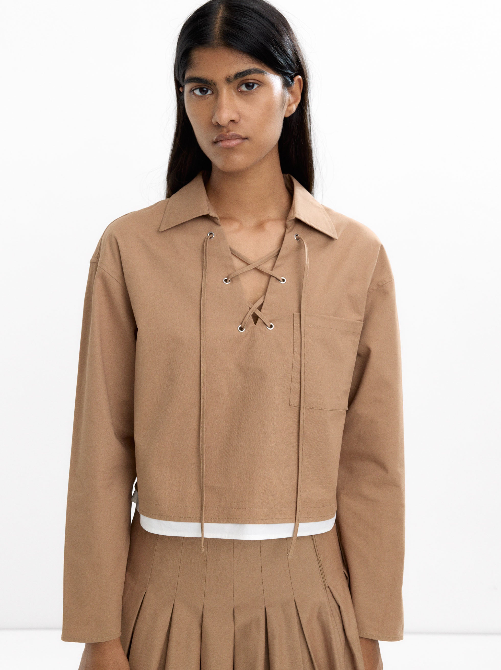 Blusa Con Bolsillo De 100% Algodón