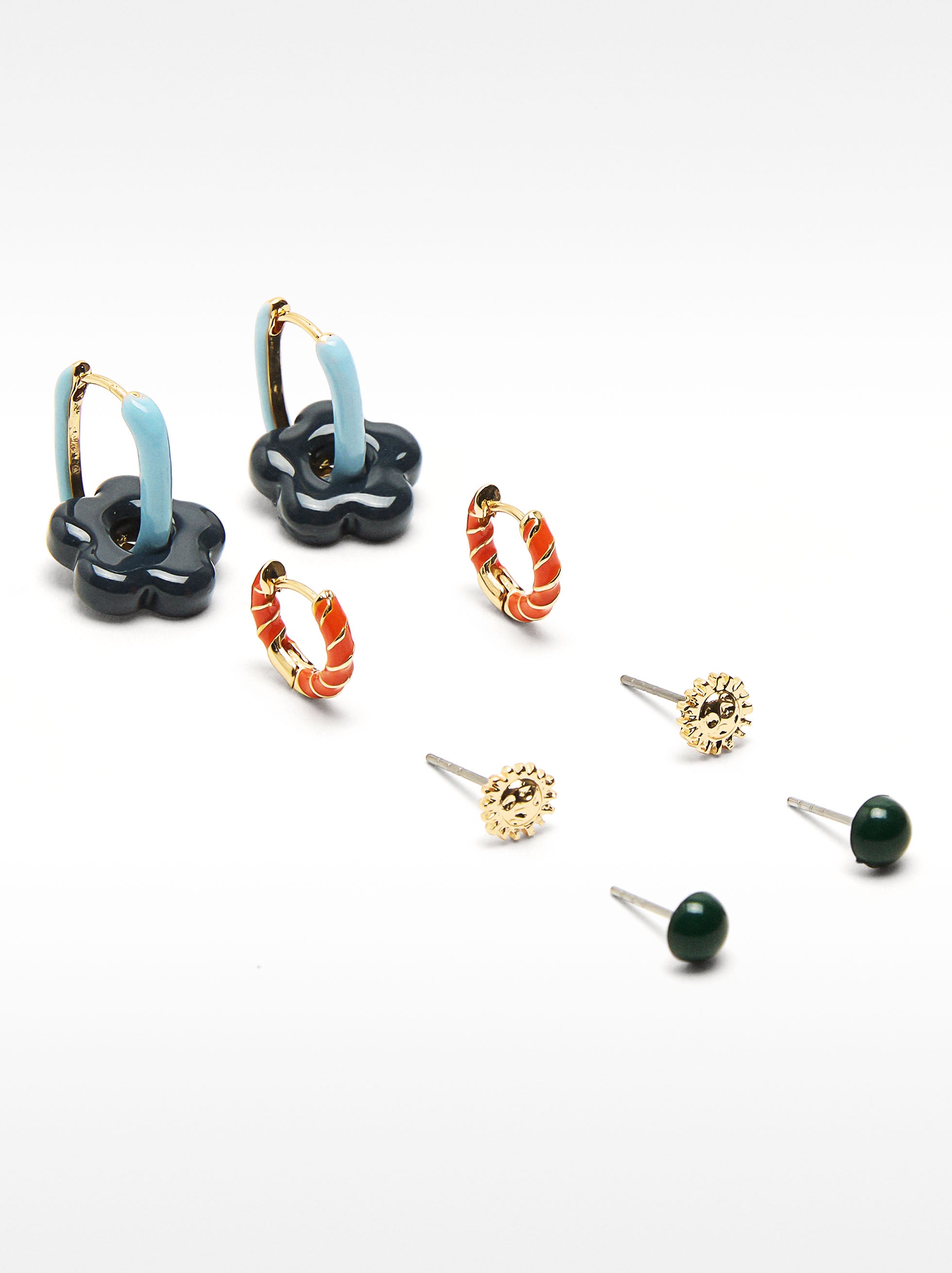 Set De Aretes Con Esmaltado