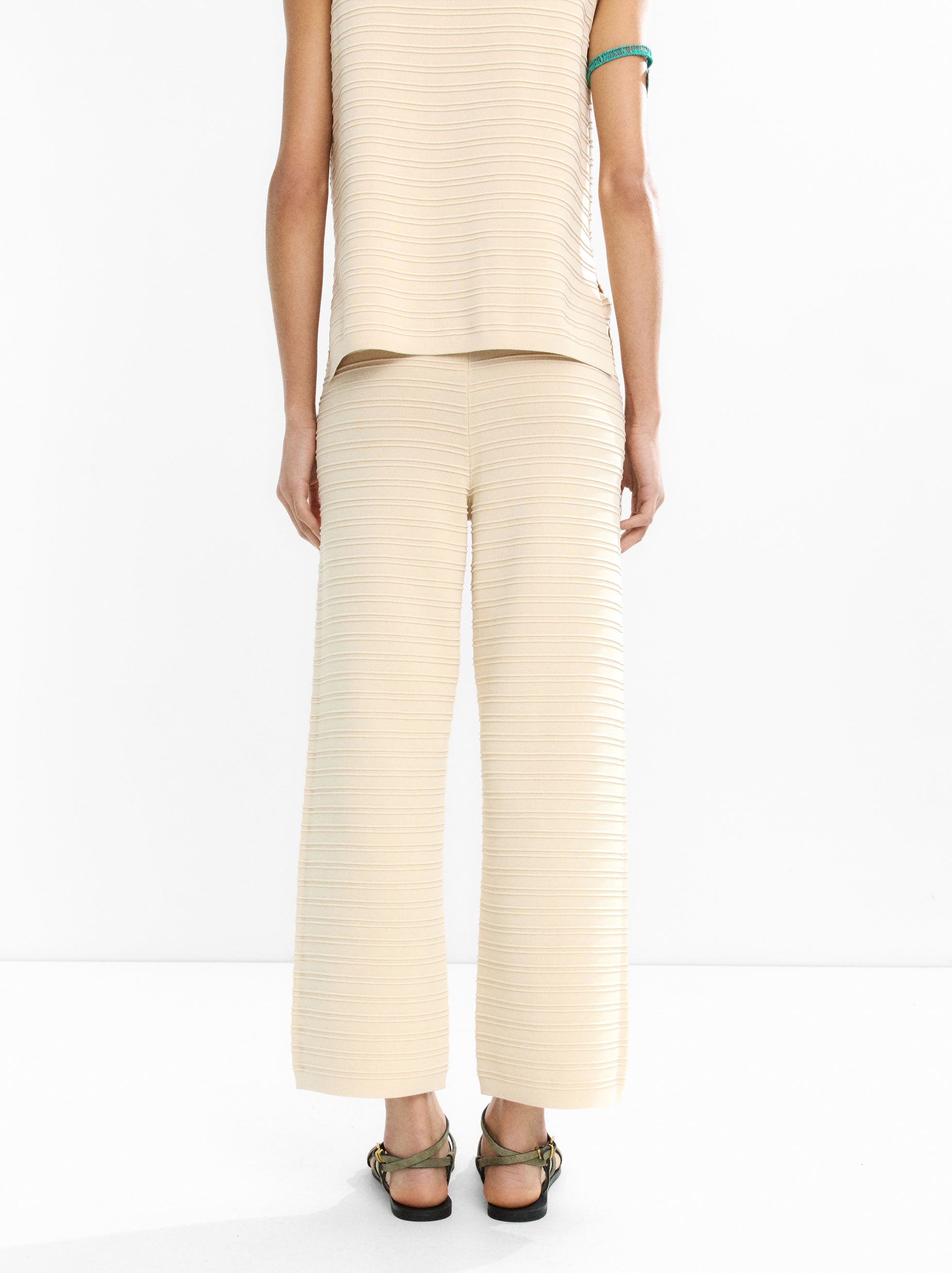 Pantalón Canalado De Punto