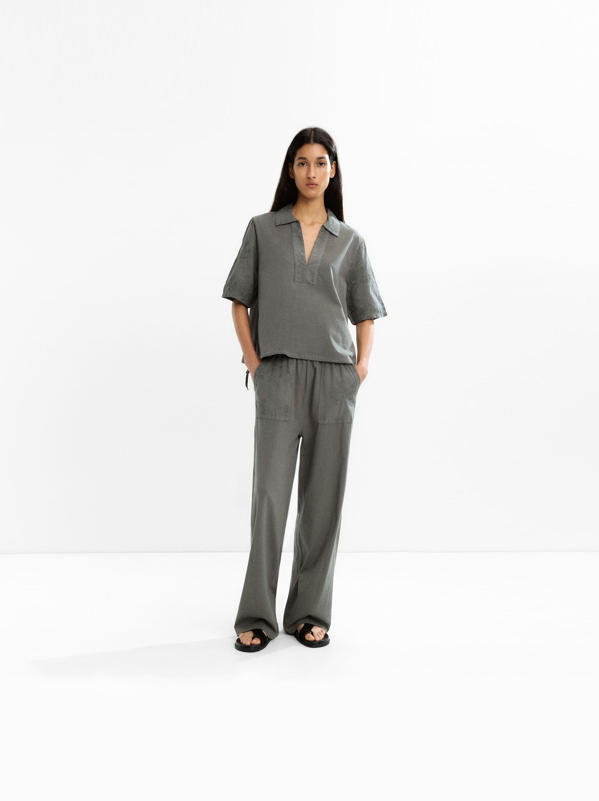 Blusa Con Bordados 100% De Algodón