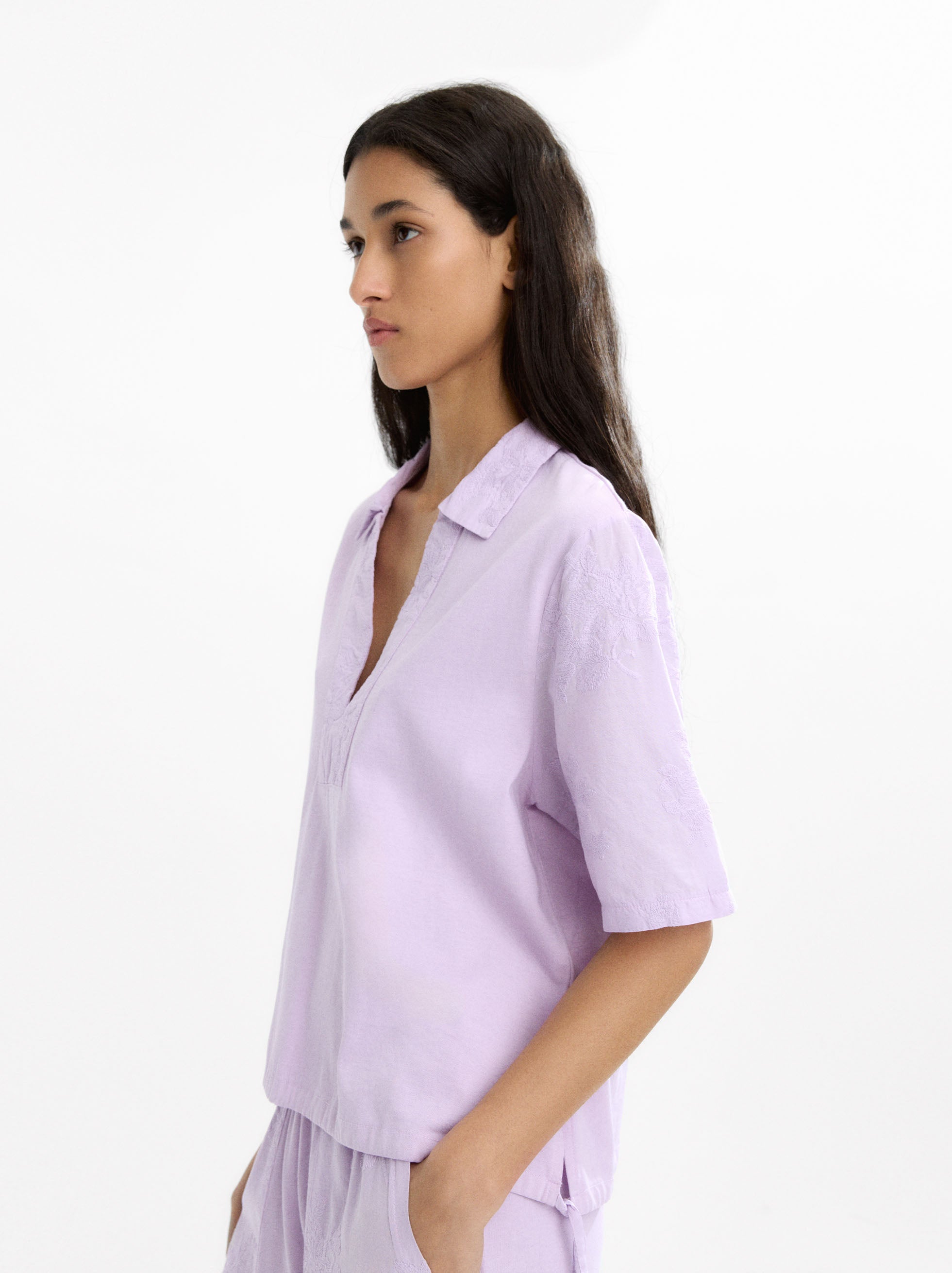 Blusa Con Bordados 100% De Algodón