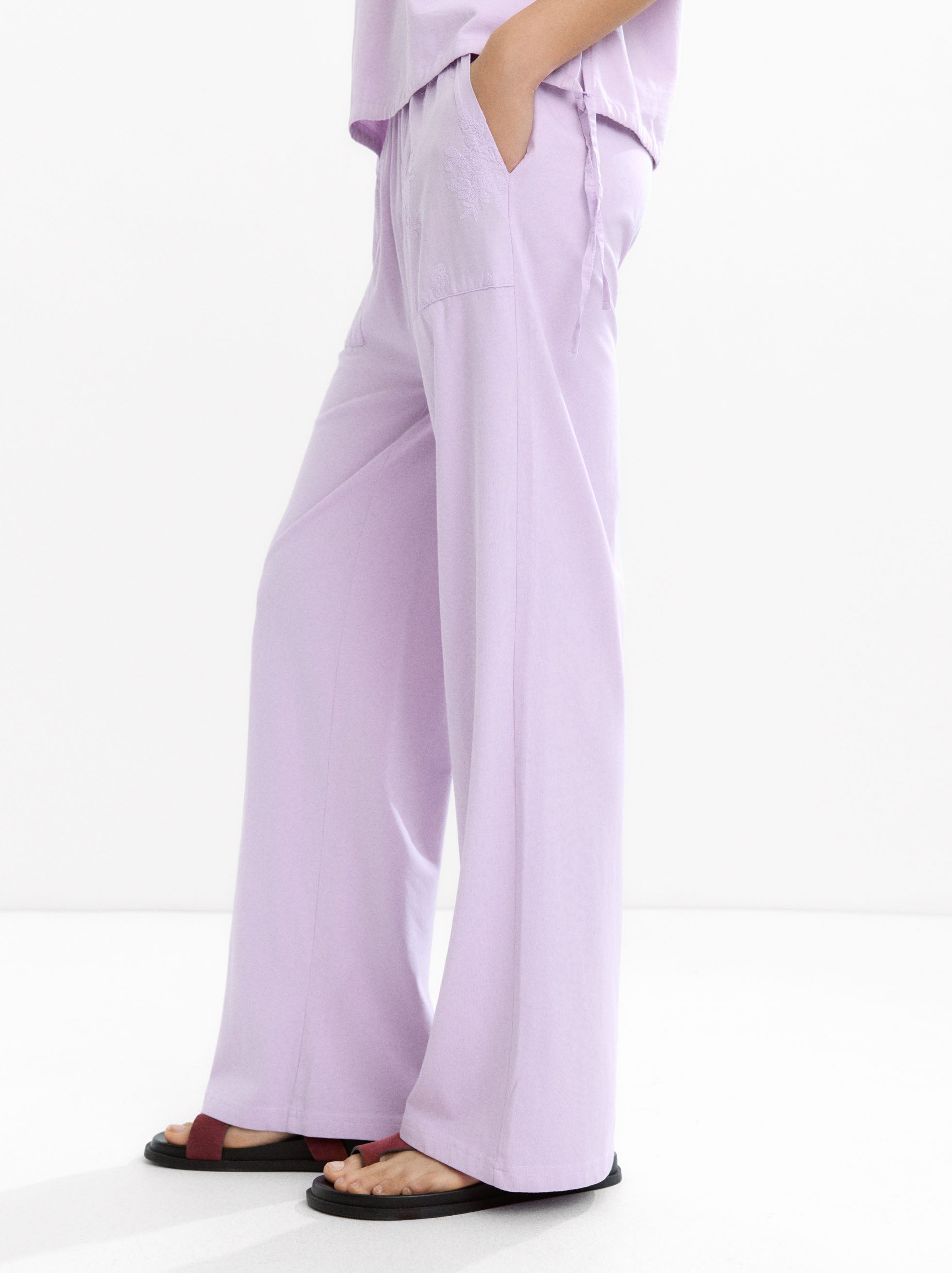 Pantalón 100 % Algodón Con Bordado