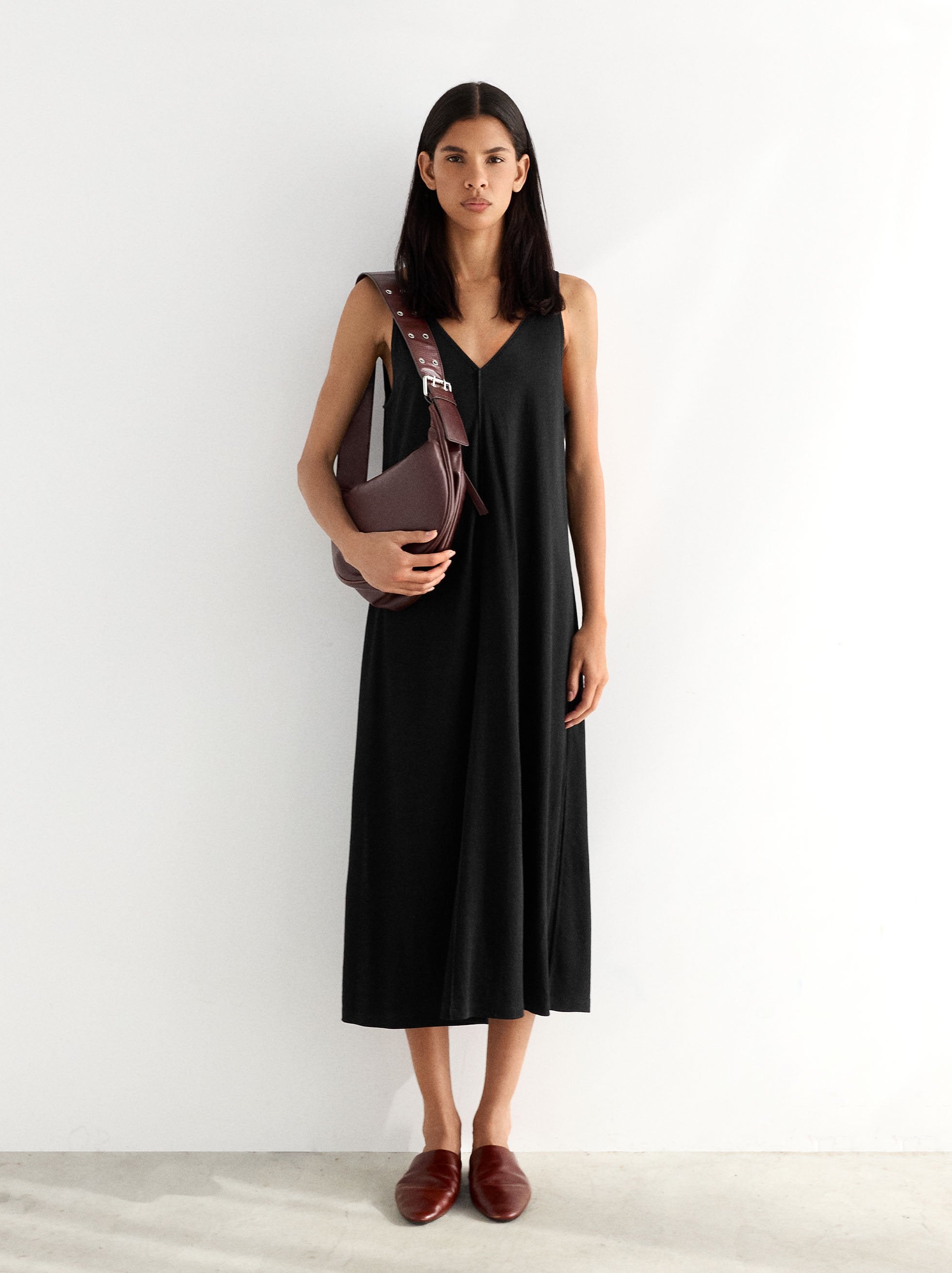 Vestido Midi Con Tirantes