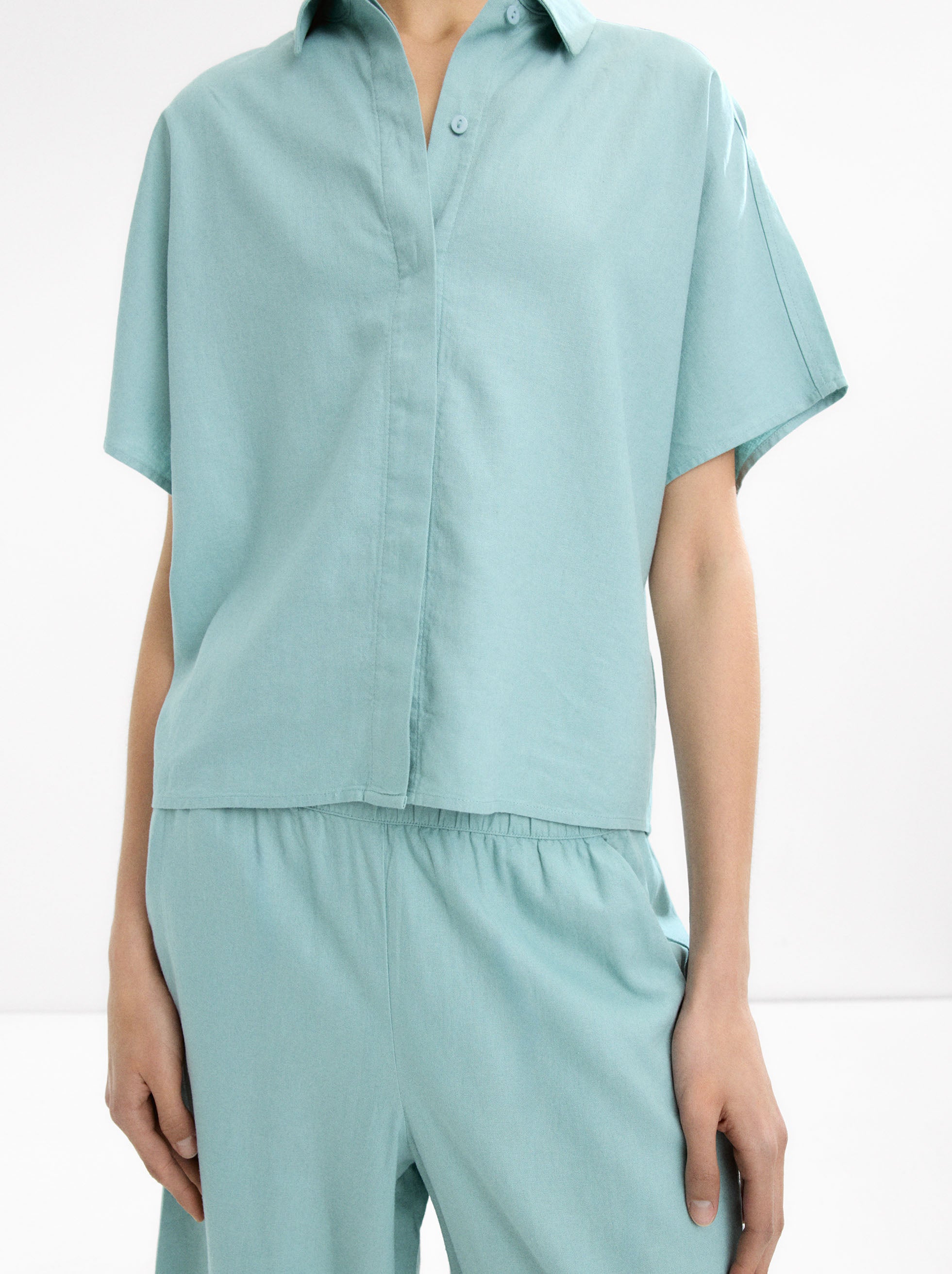 Camisa Manga Corta Con Lino