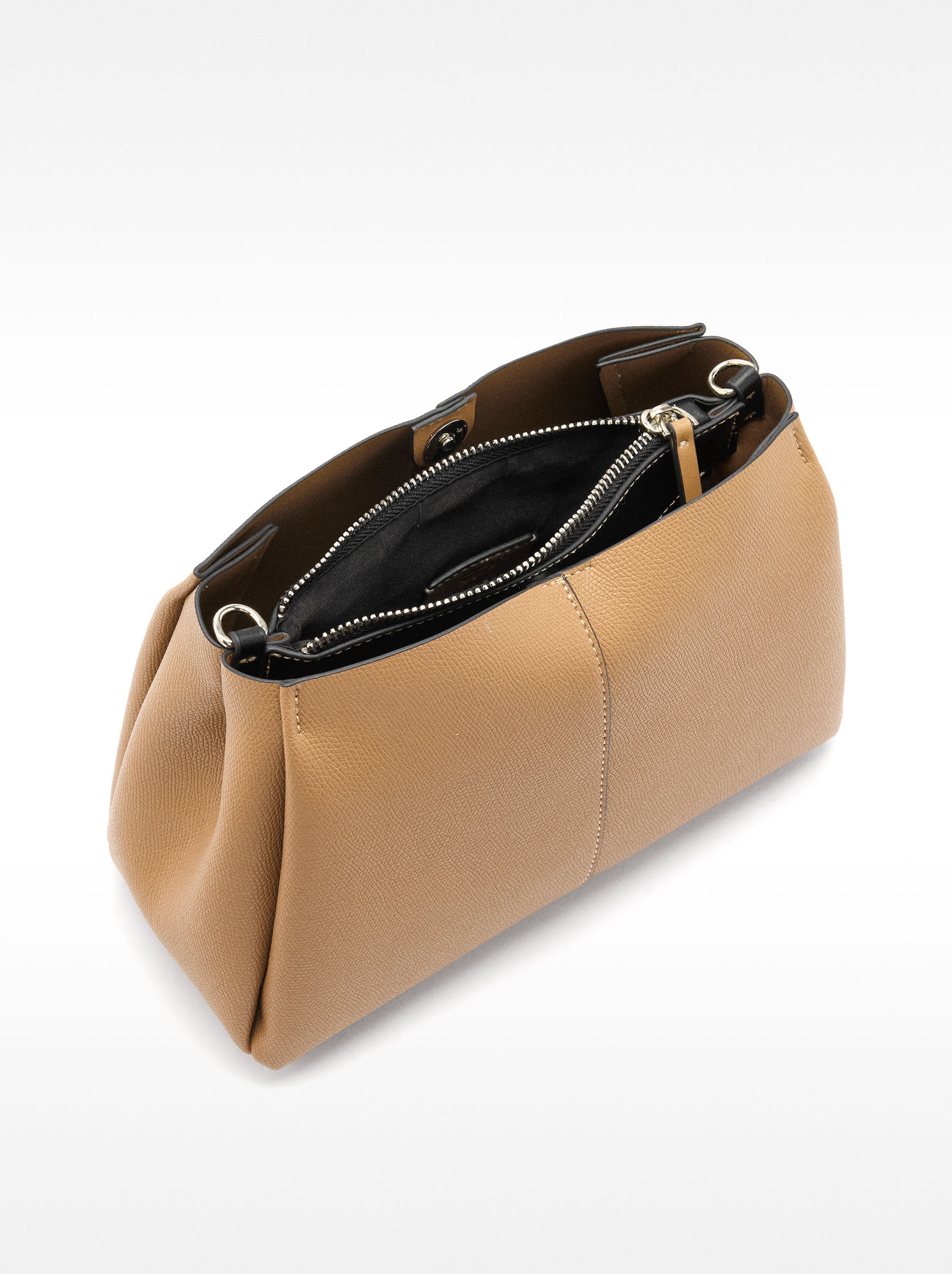 Bolso Bandolera Con Textura