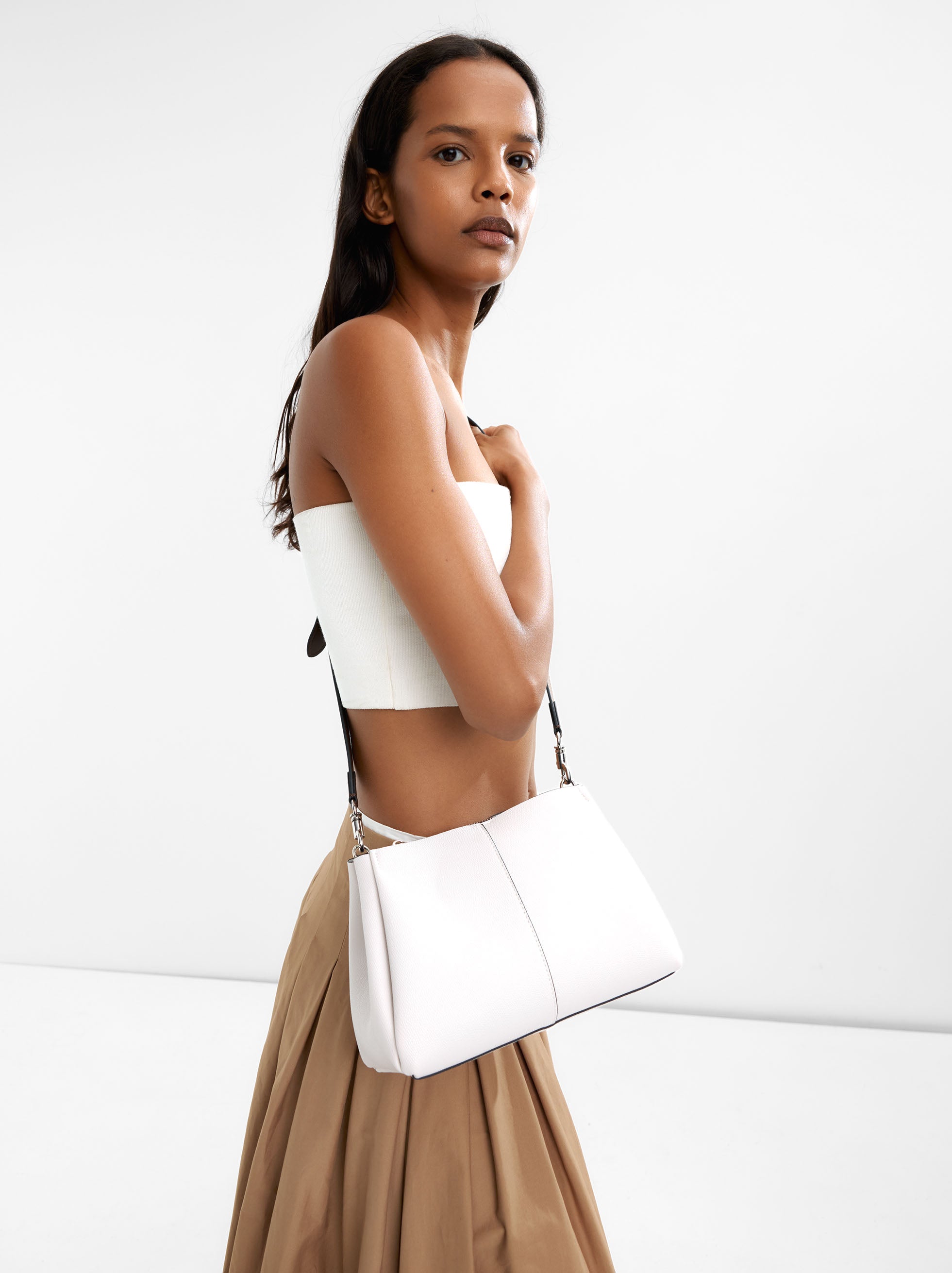 Bolso Bandolera Con Textura