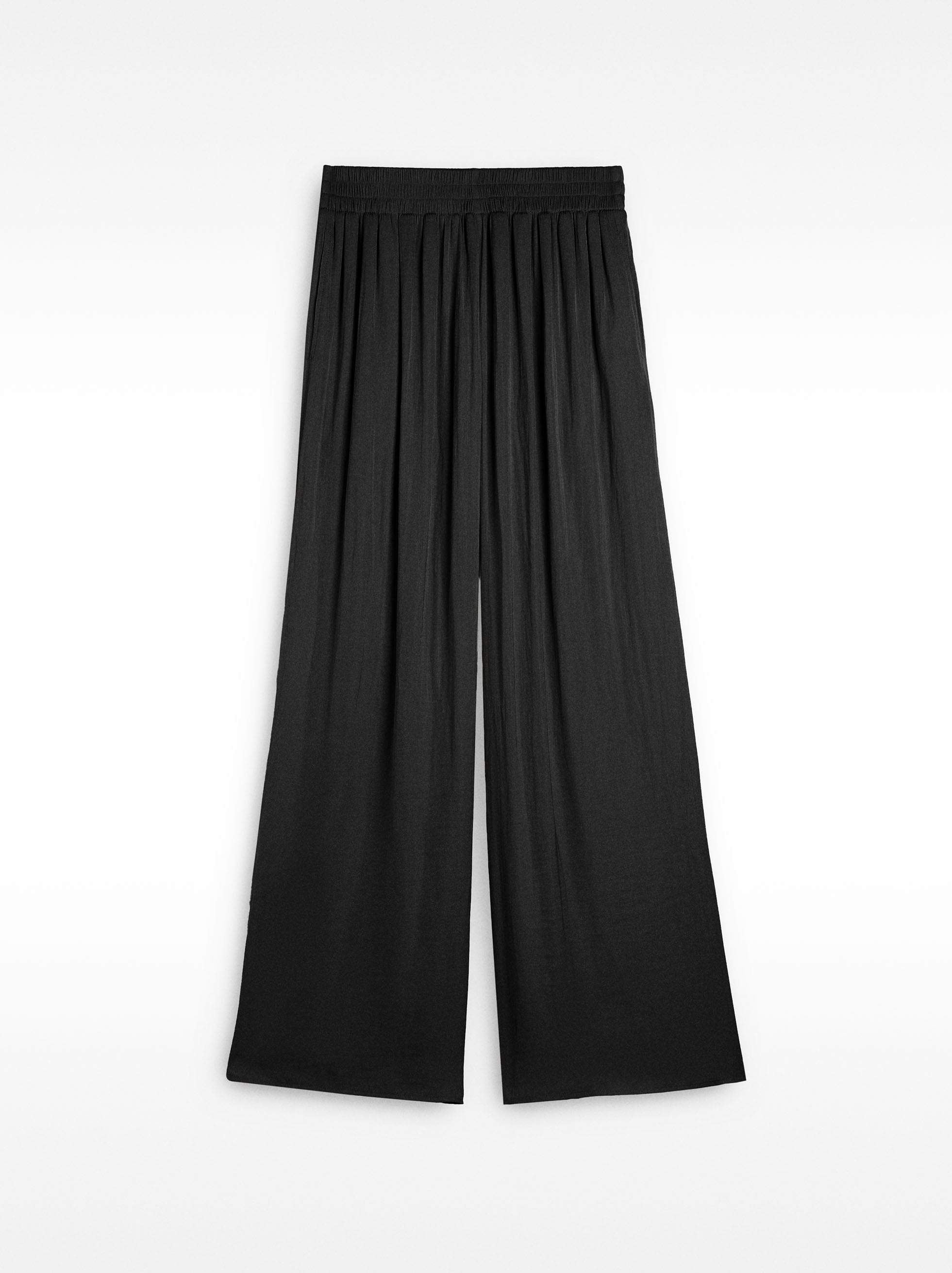 Pantalón Con Pliegues Y Textura