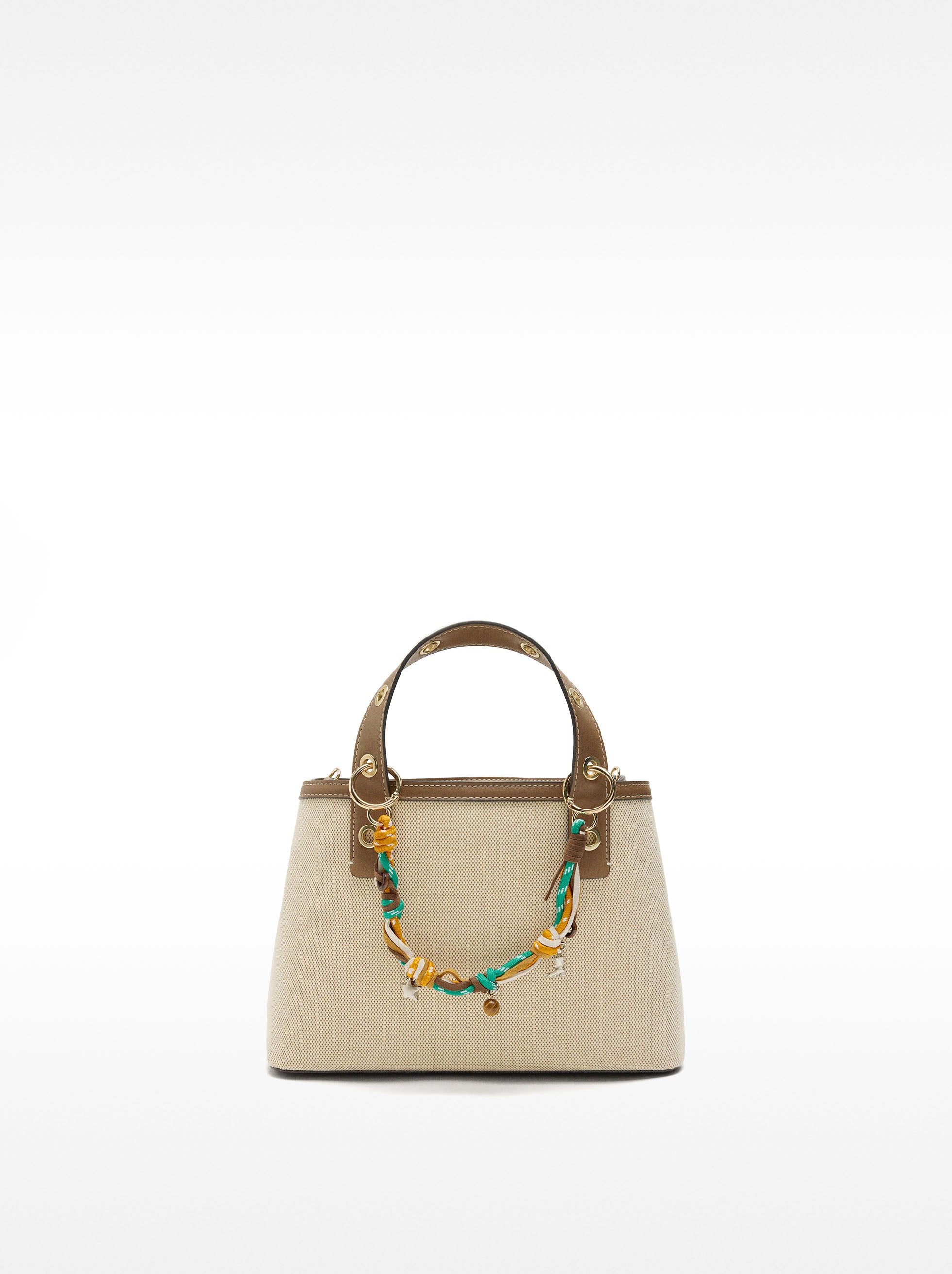 Bolso Tote En Tejido Con Colgante