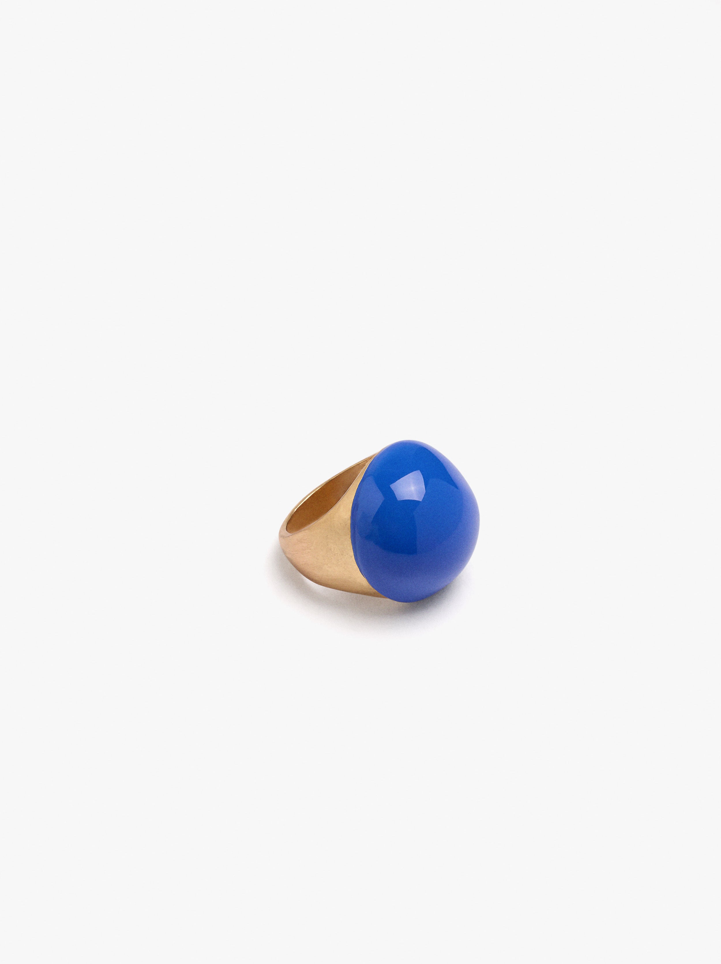 Anillo Redondeado Con Esmalte