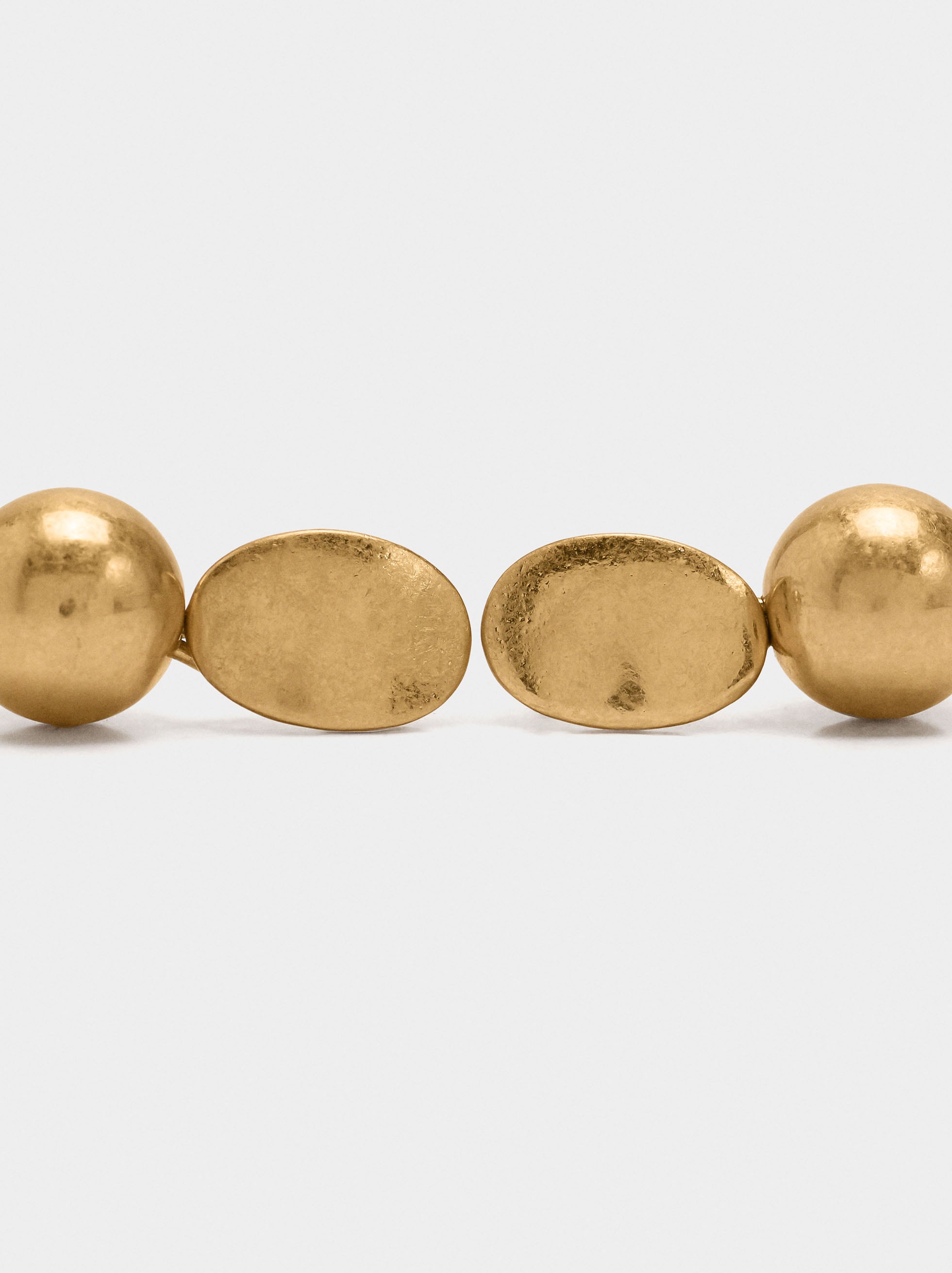 Pendientes Cortos Con Resina