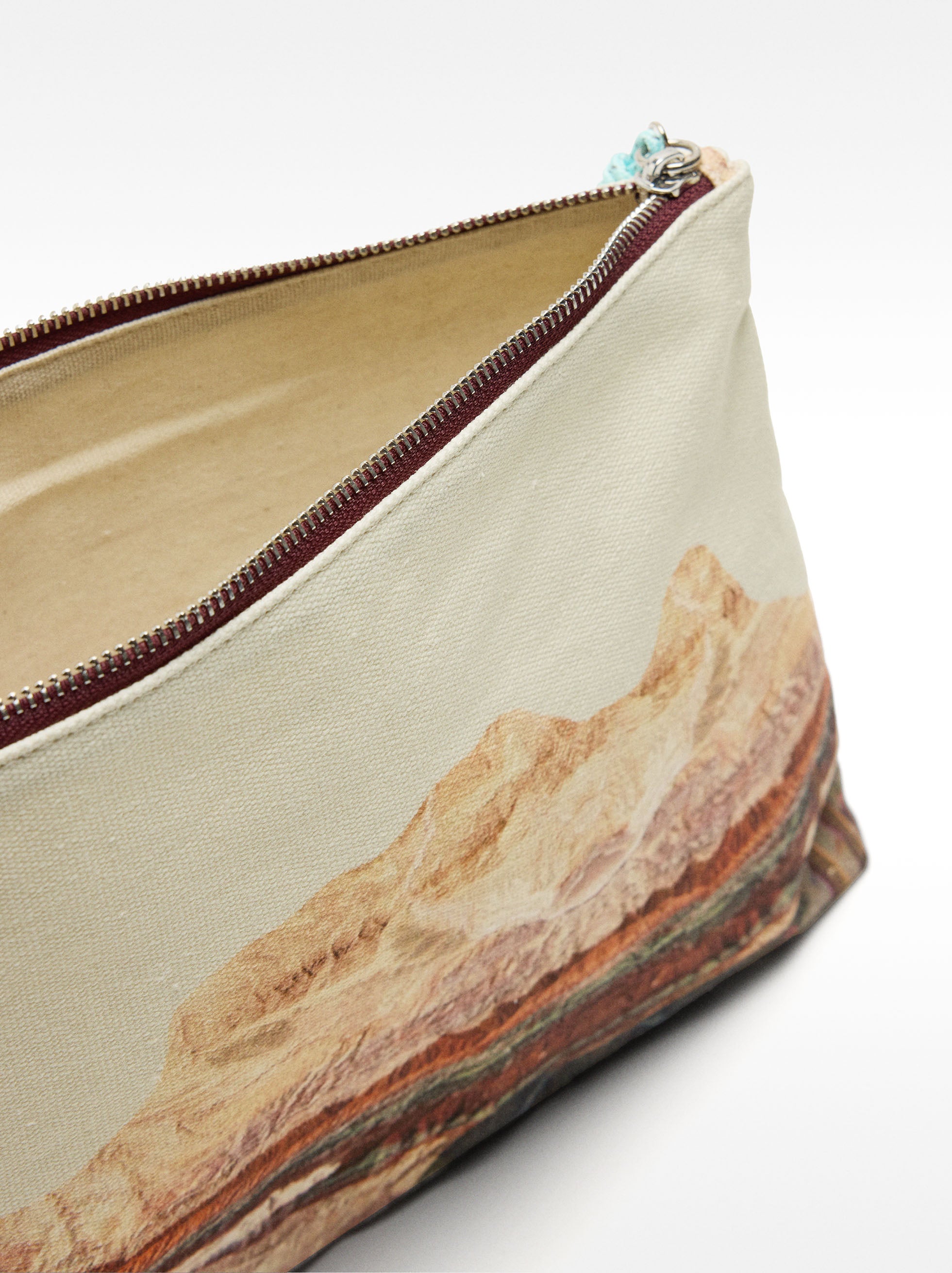 Estuche Multifunción Con Estampado