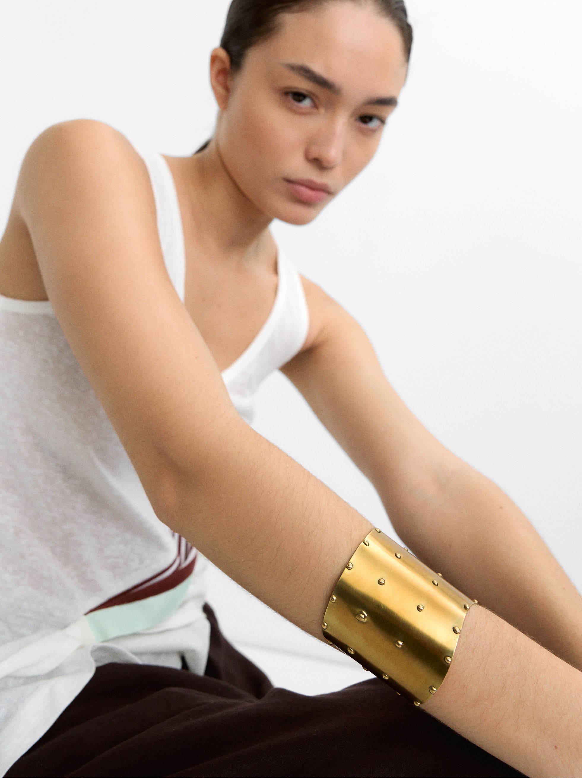 Pulsera Ancha Con Esferas