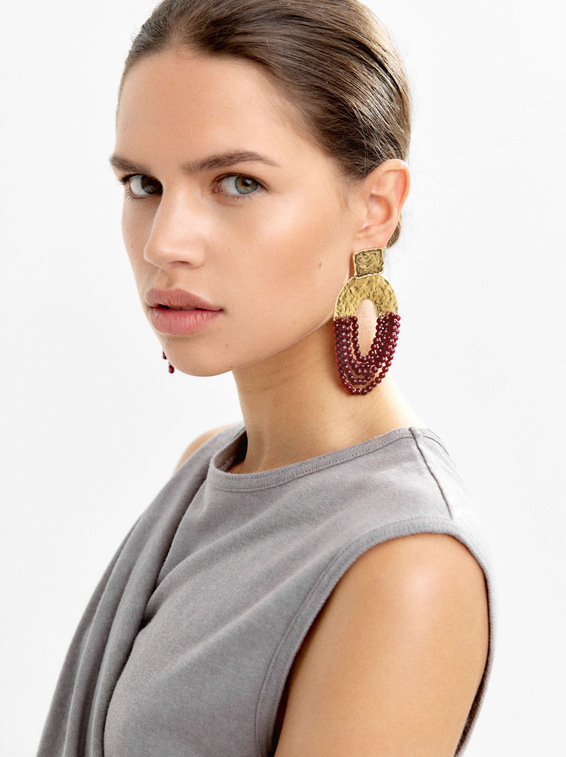 Aretes Maxi Con Arco Y Cuentas