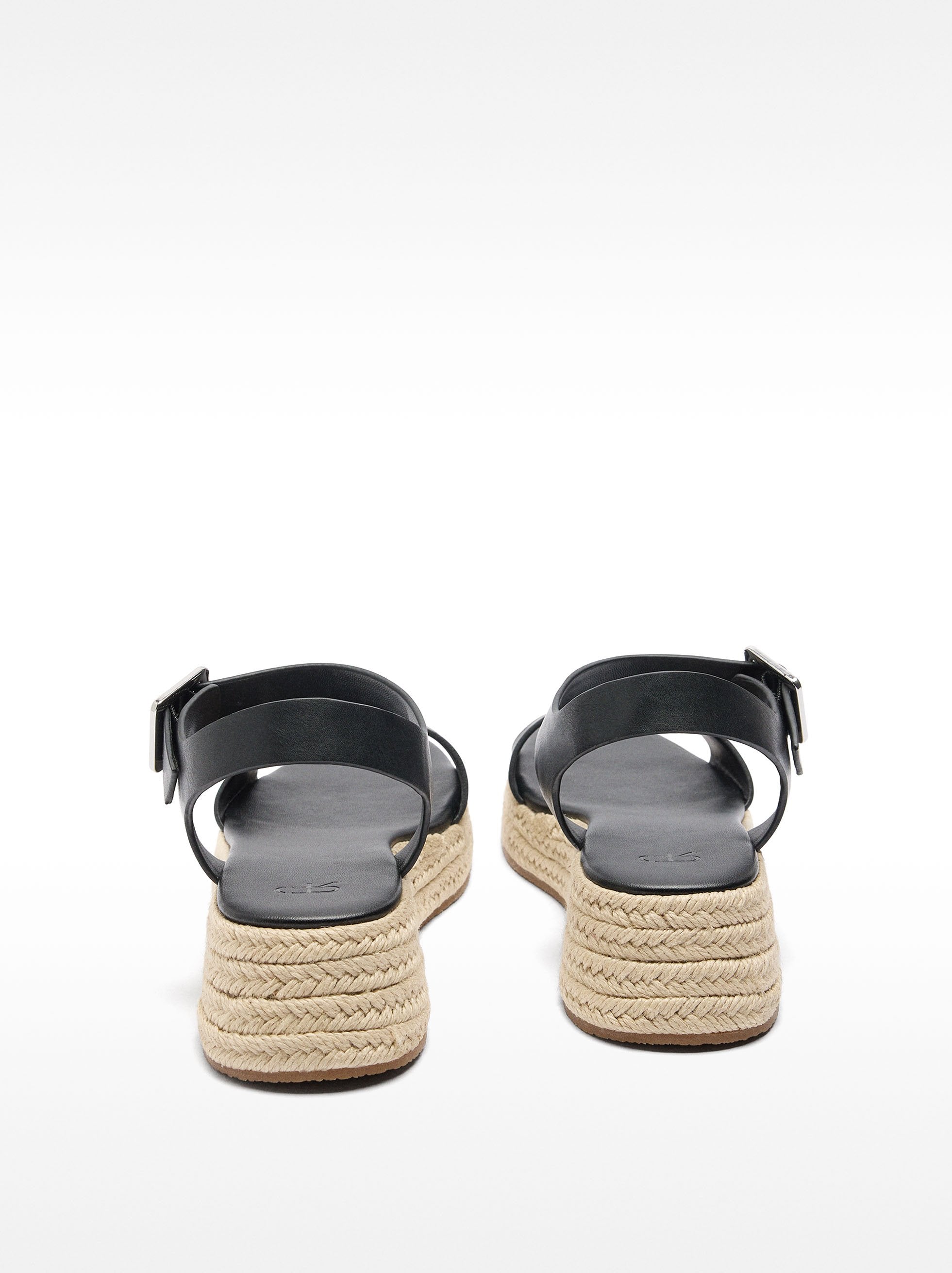 Sandalias De Plataforma Con Hebilla