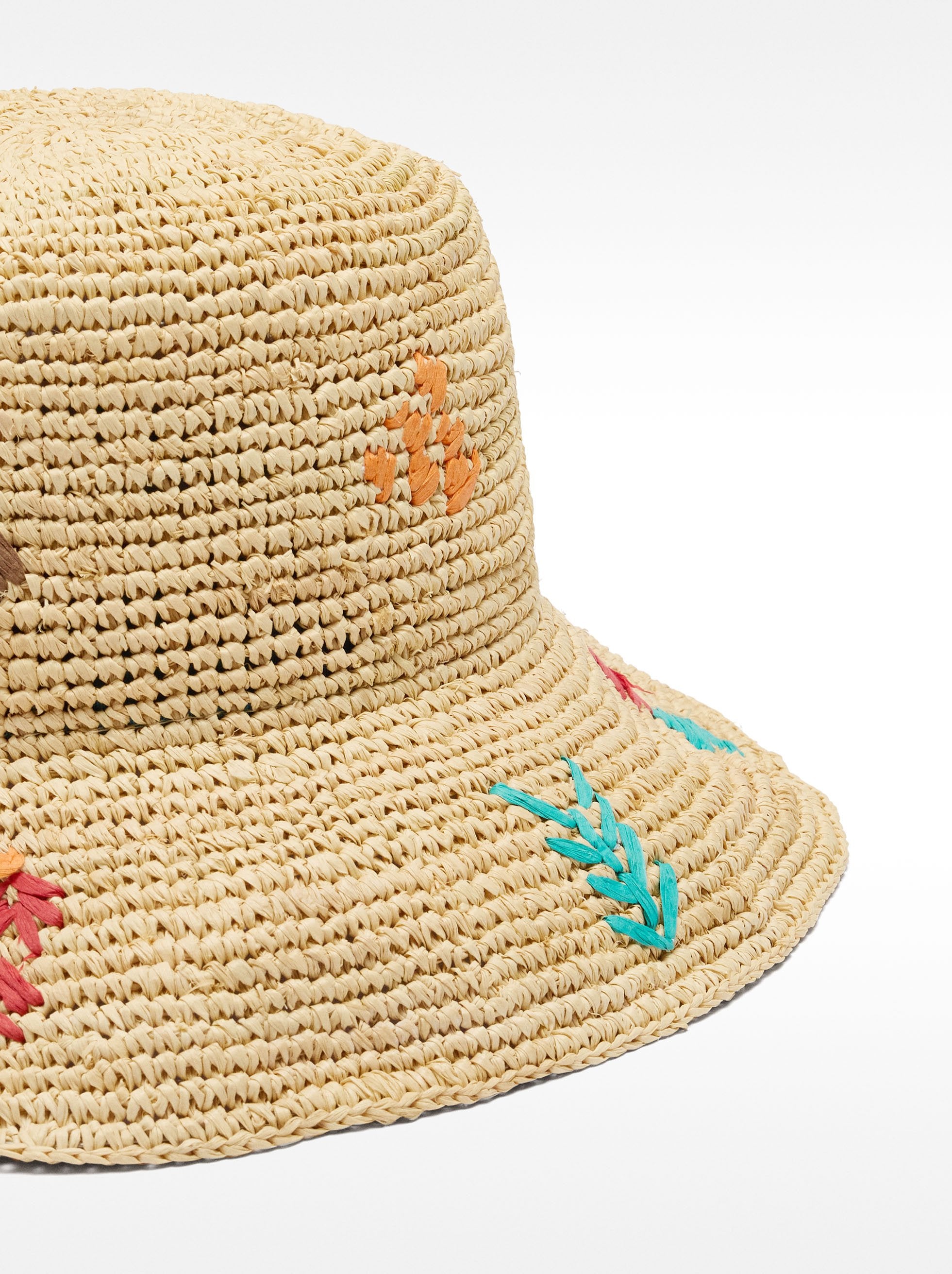 Gorro Bucket Efecto Rafia