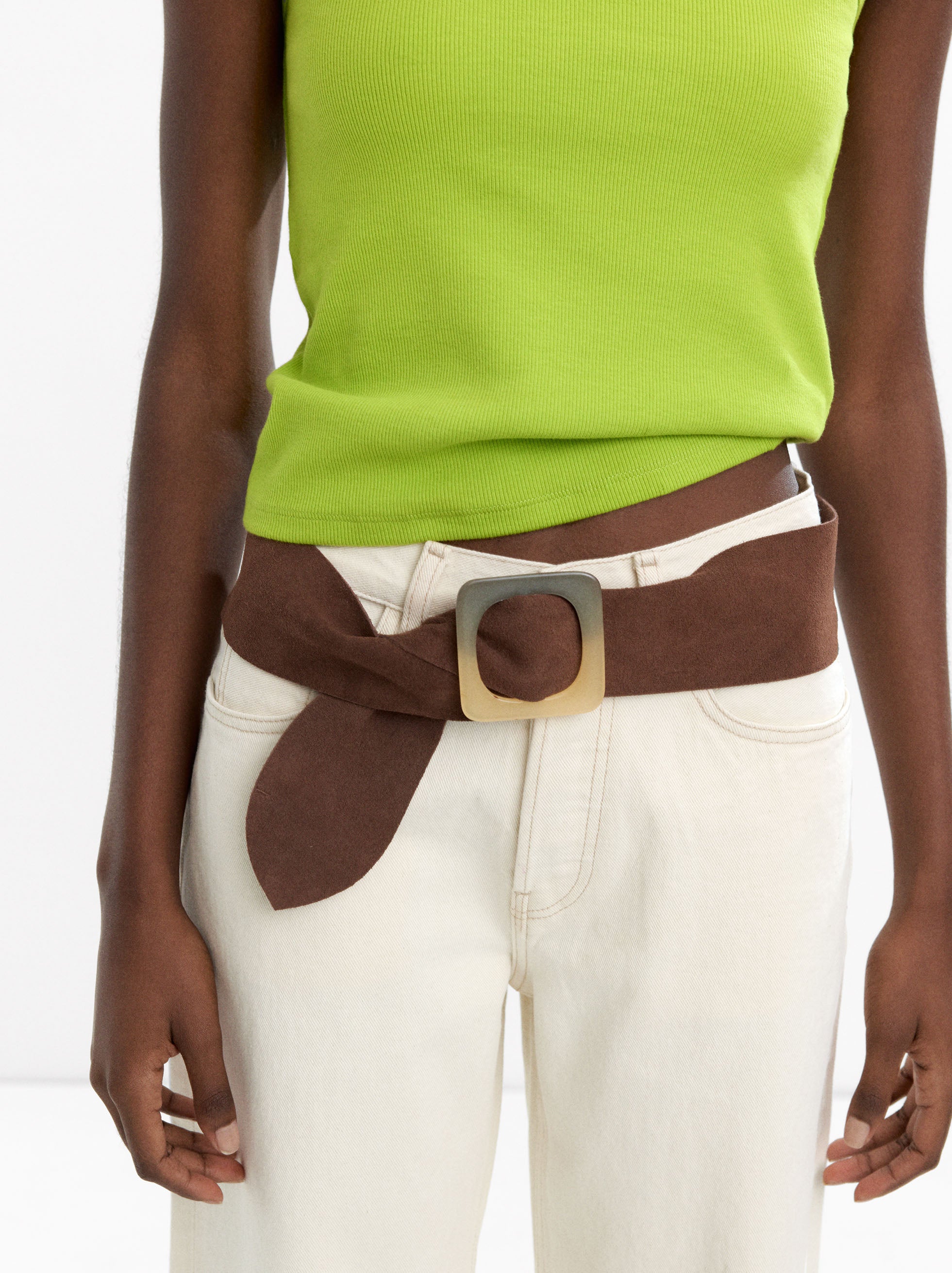 Cinturón De Piel Con Hebilla Cuadrada