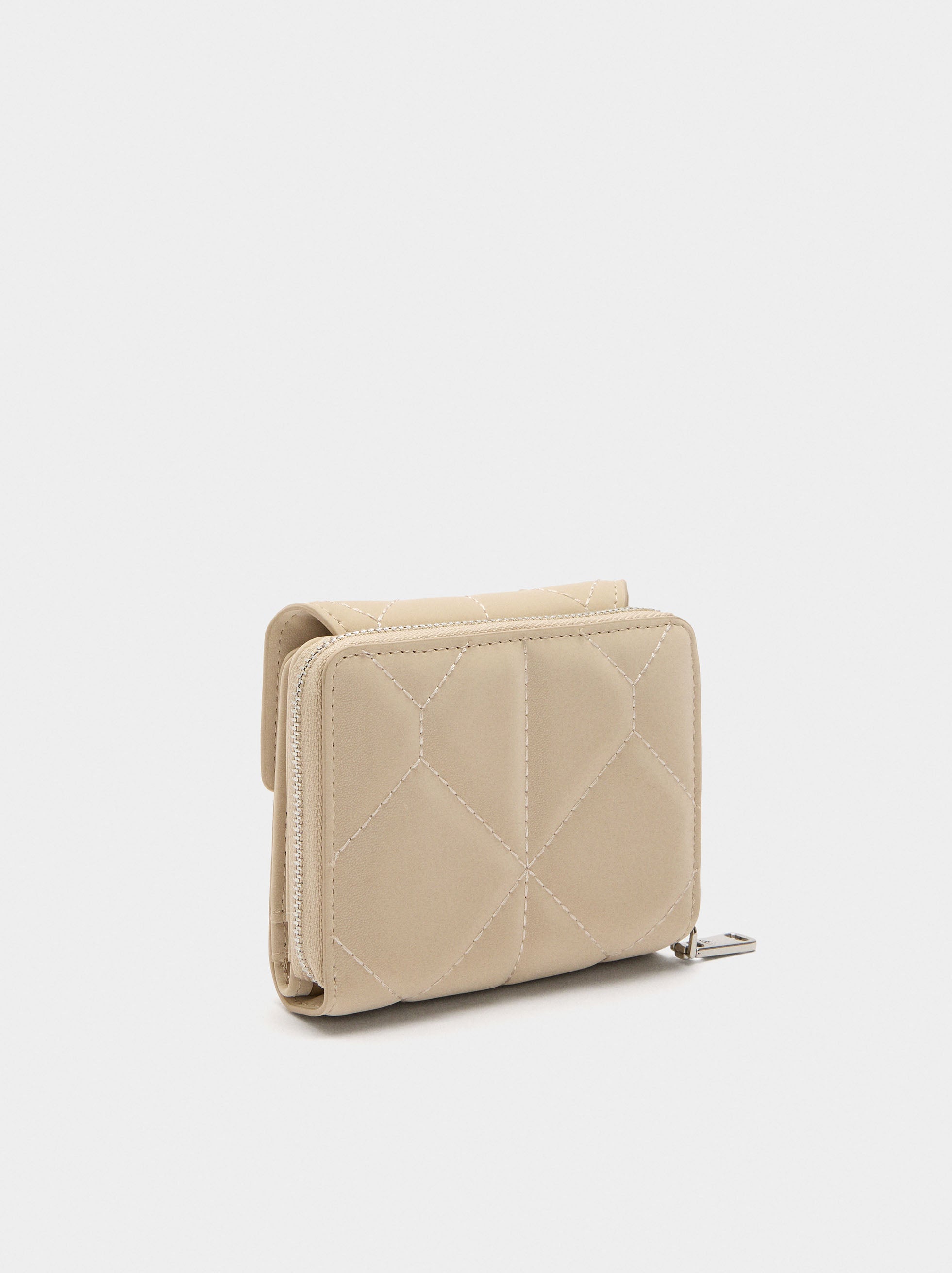 Cartera Acolchoada Con Textura Suave
