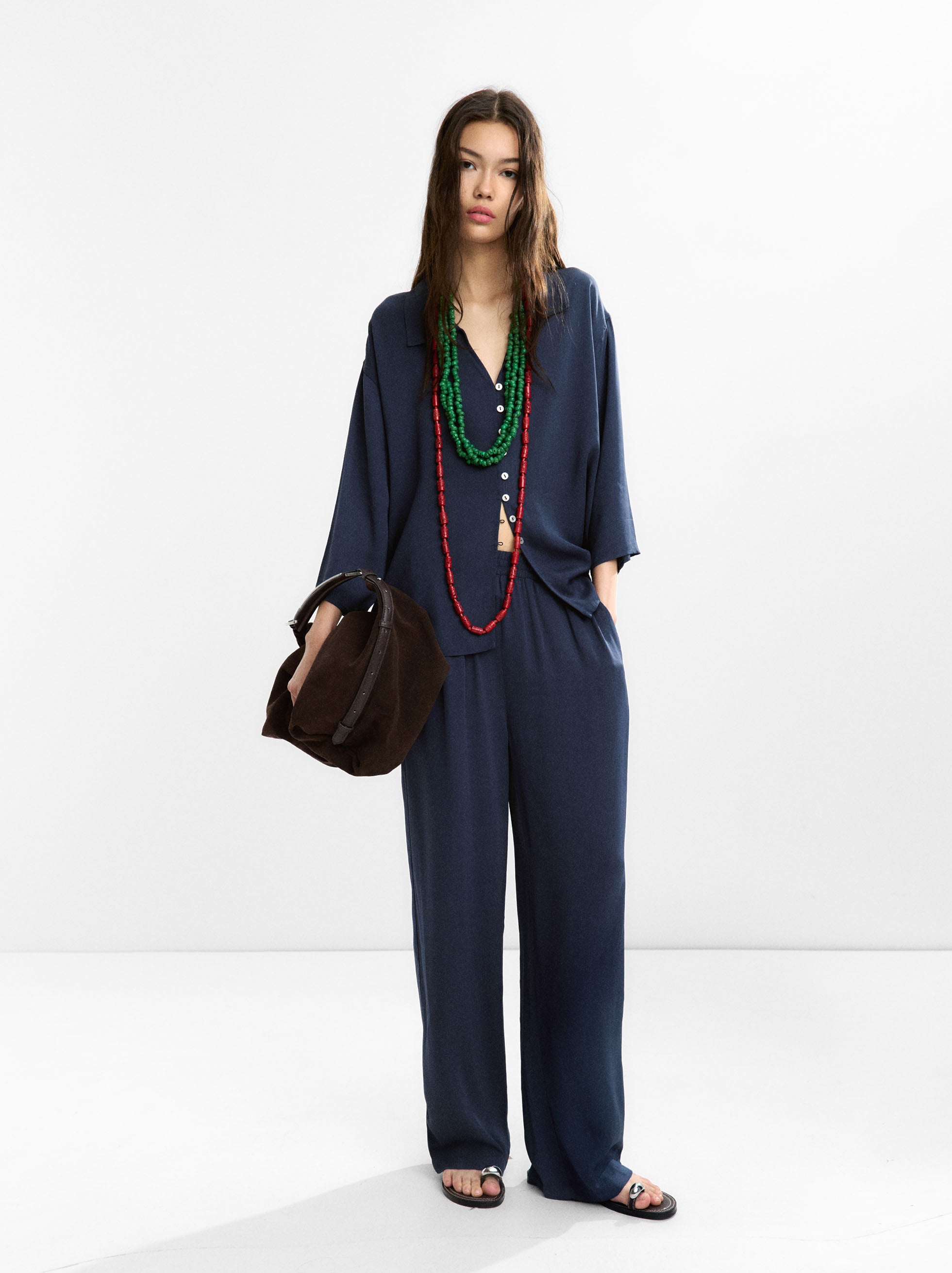 Pantalón Fluido Con Cintura Elástica