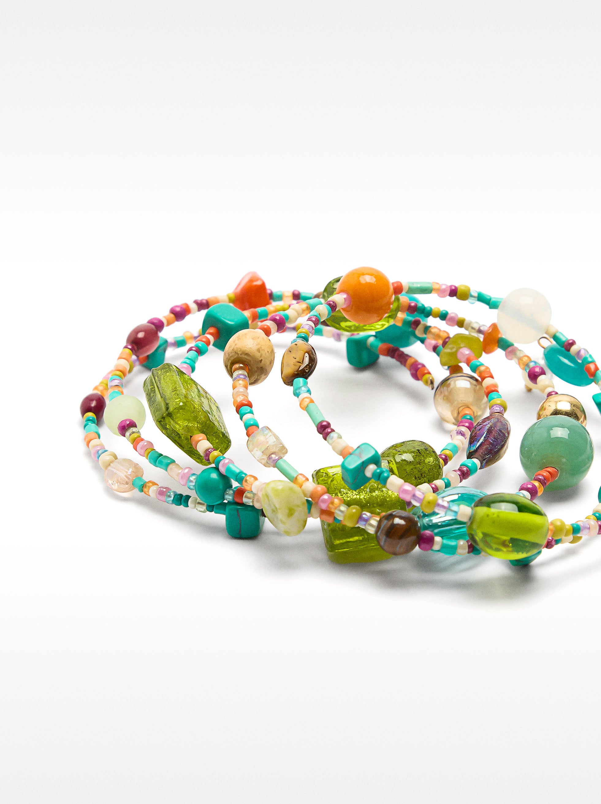 Conjunto De Pulseras Con Piedras Y Abalorios