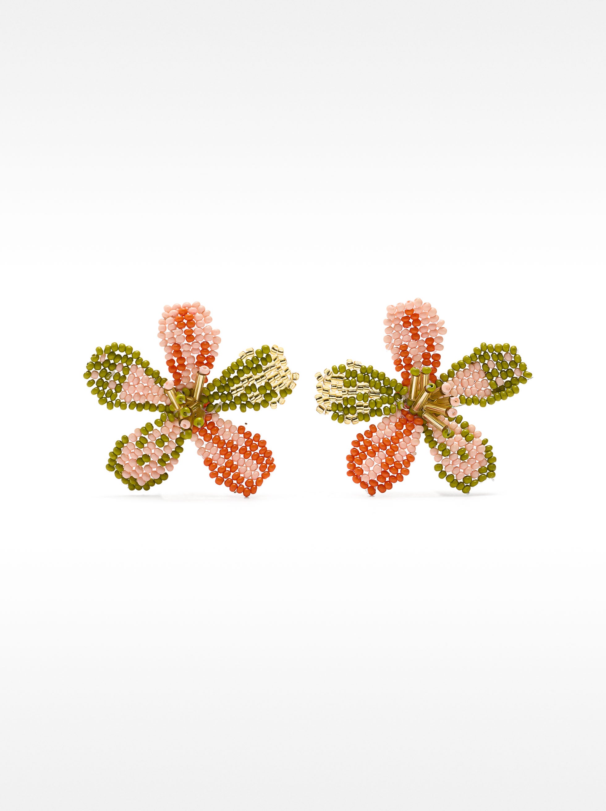 Pendientes De Flor Con Cuentas