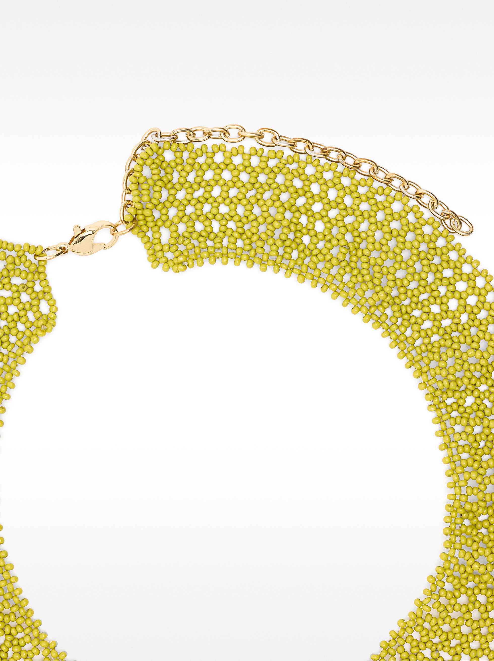 Collar Corto Con Abalorios